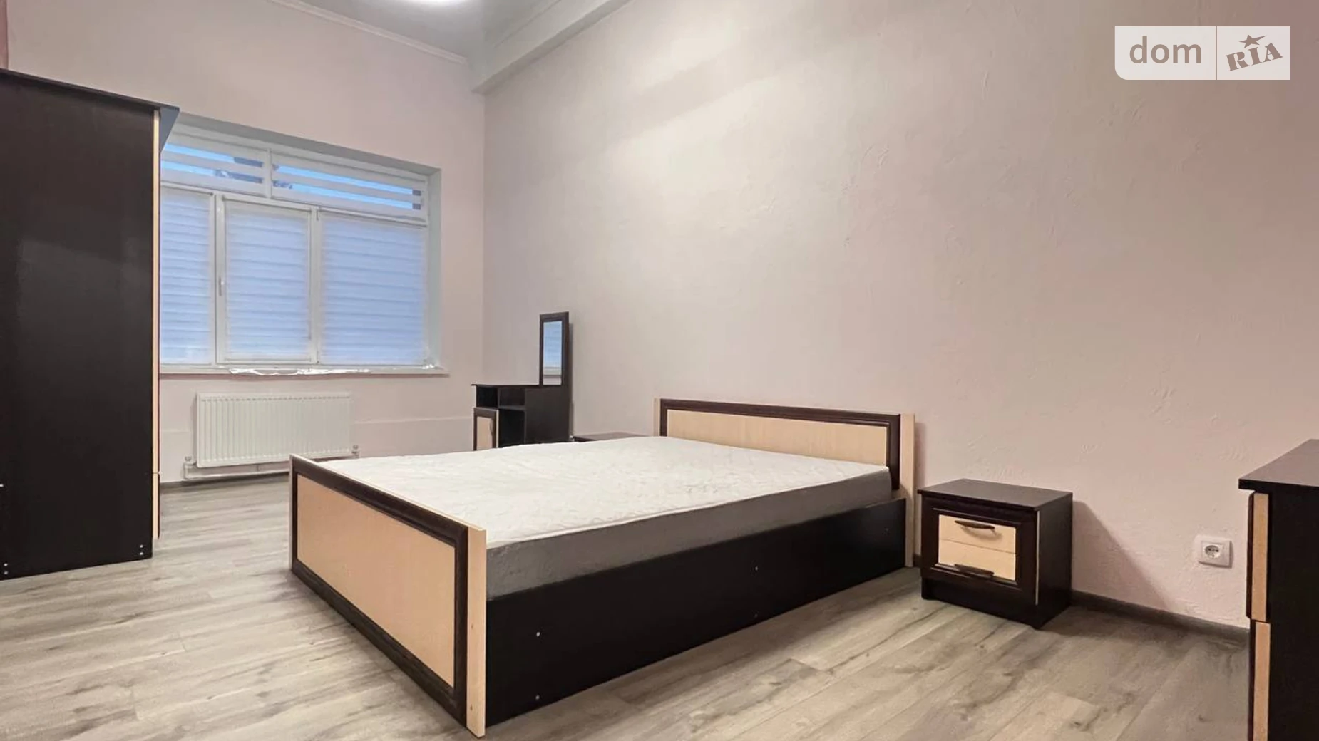 Продается 1-комнатная квартира 56.6 кв. м в Костополе, ул. Деревянная(Гвардейская) - фото 3