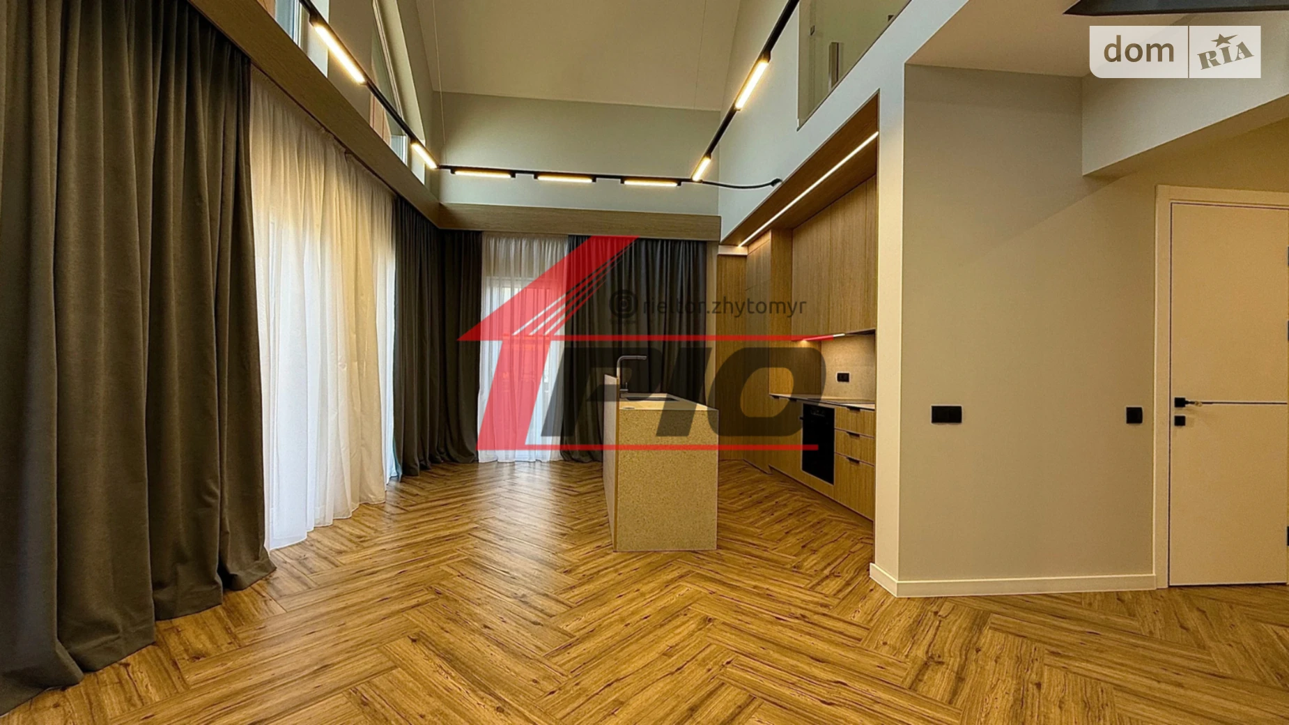 Продается дом на 2 этажа 160 кв. м с гаражом, цена: 250000 $ - фото 2