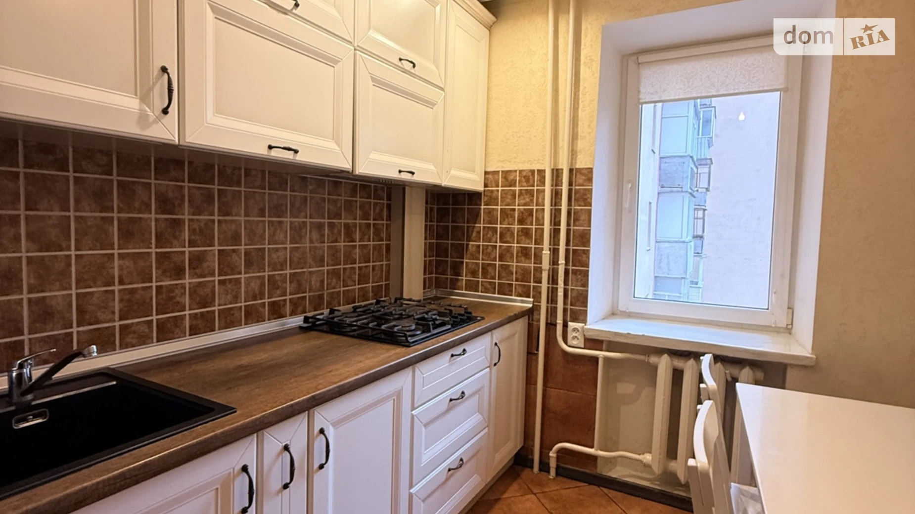 Продается 3-комнатная квартира 64.4 кв. м в Хмельницком, ул. Степана Бандеры, 5 - фото 2