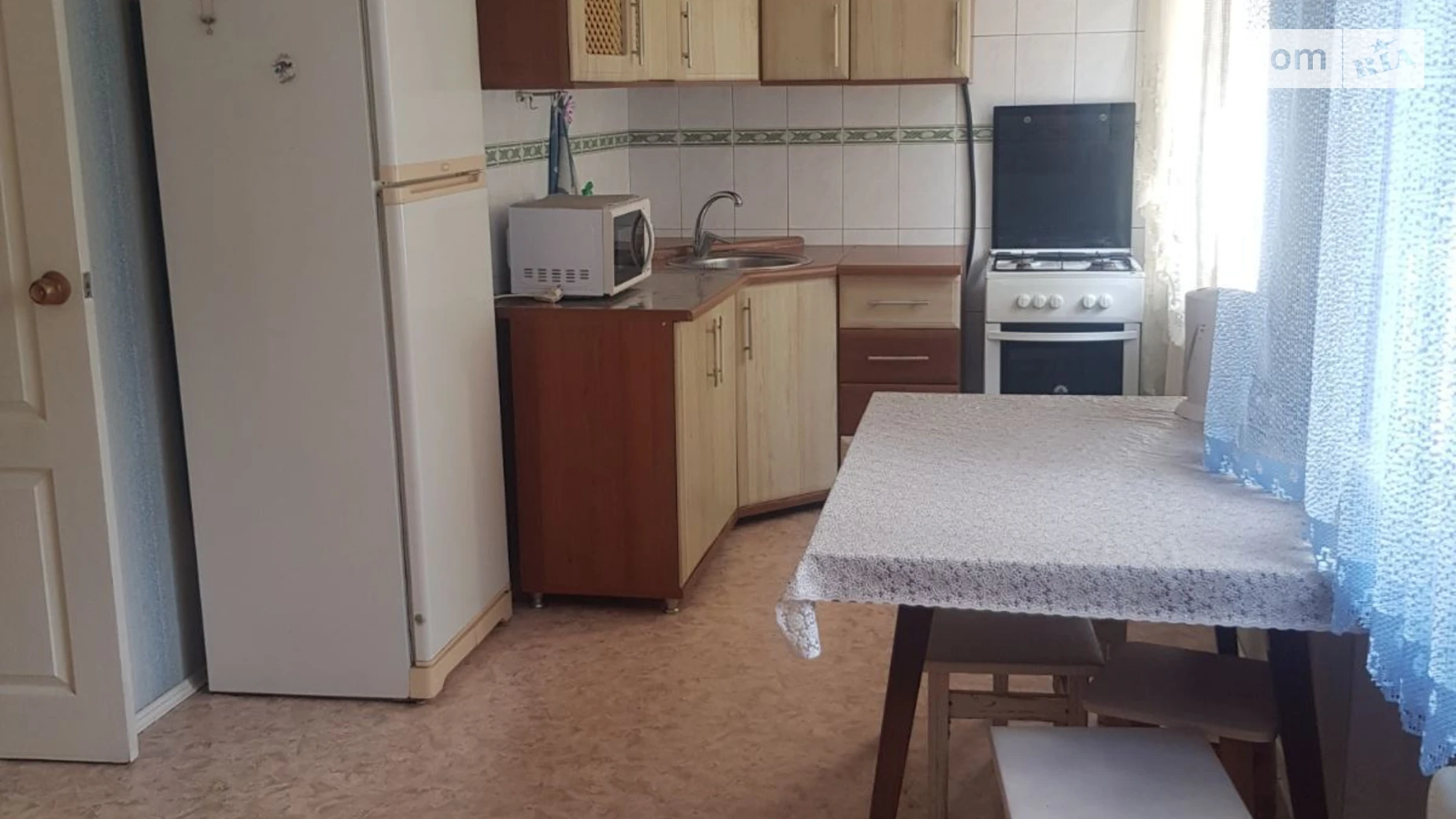 Продается 2-комнатная квартира 56 кв. м в Черноморске, ул. Парковая - фото 2