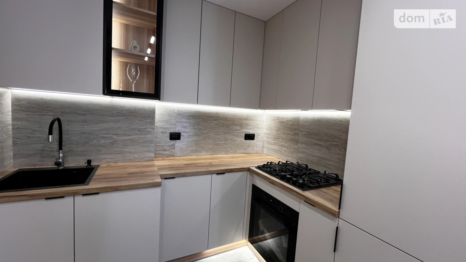 2-комнатная квартира 55 кв. м в Тернополе, ул. Смакулы, 8 - фото 4