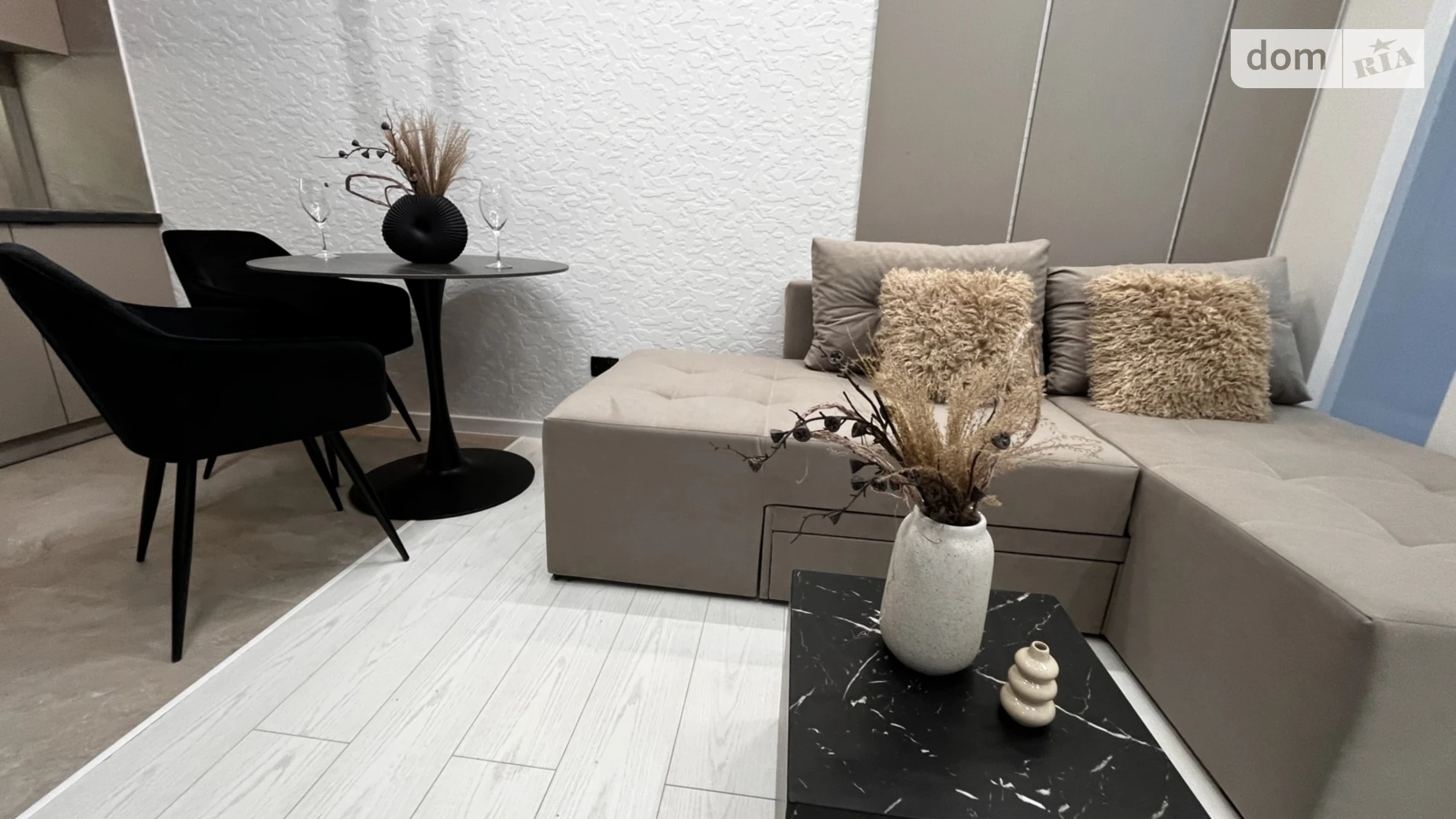 2-комнатная квартира 57 кв. м в Тернополе, ул. Смакулы, 8 - фото 5