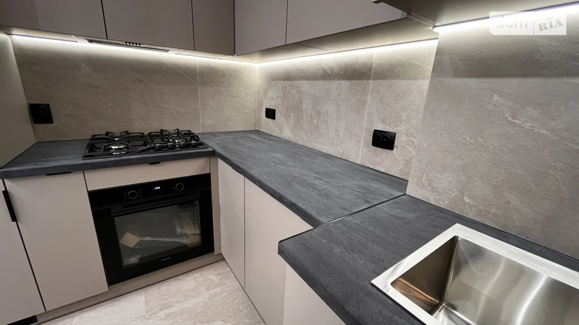 2-комнатная квартира 57 кв. м в Тернополе, ул. Смакулы, 8 - фото 3