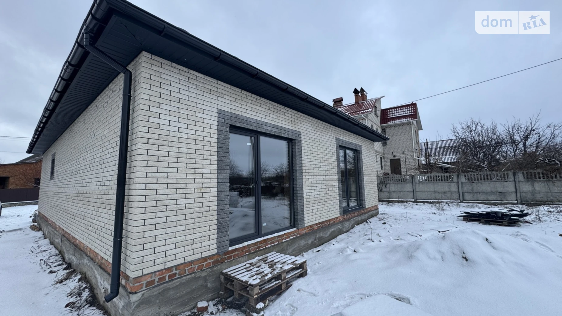 Продается одноэтажный дом 105 кв. м с камином, цена: 95000 $ - фото 4