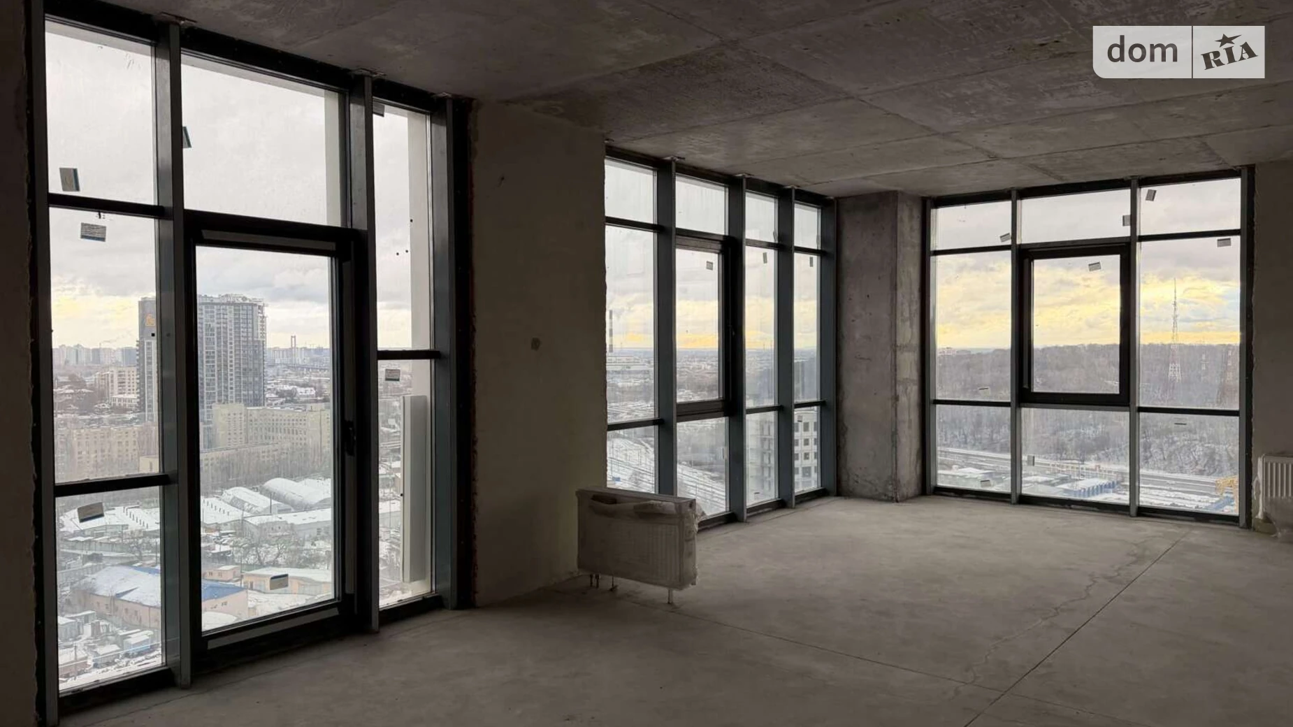 Продается 3-комнатная квартира 103 кв. м в Киеве, ул. Андрея Верхогляда(Драгомирова), 19Б - фото 4