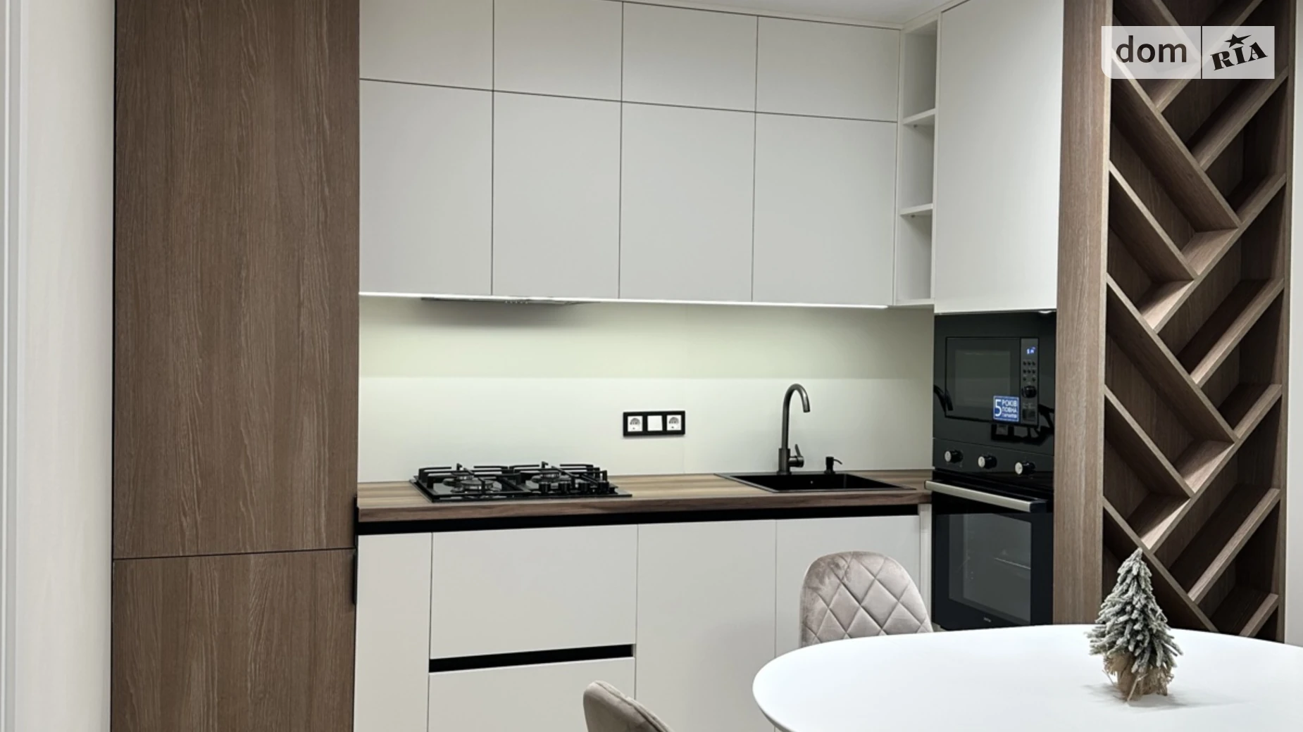 2-комнатная квартира 59 кв. м в Тернополе, ул. Смакулы - фото 3