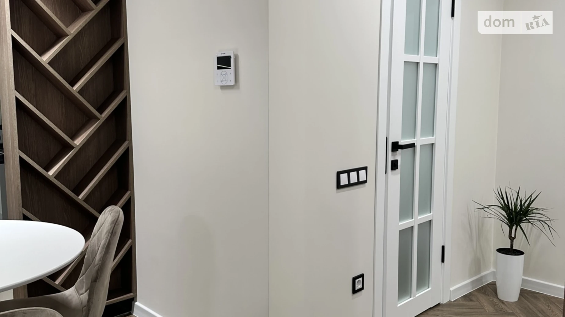 2-комнатная квартира 59 кв. м в Тернополе, ул. Смакулы - фото 4