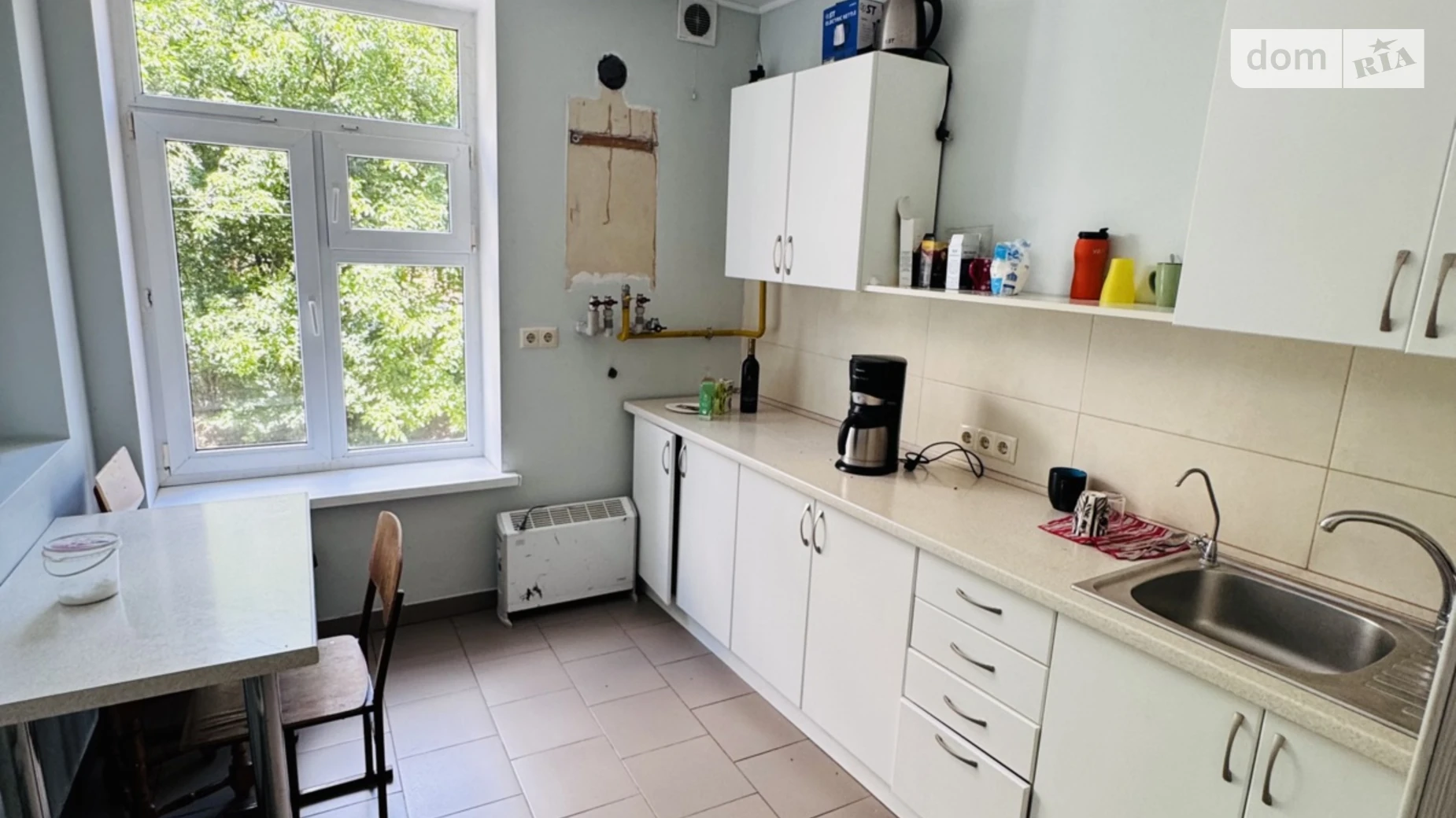 Сдается в аренду офис 84.4 кв. м в бизнес-центре, цена: 8000 грн - фото 2