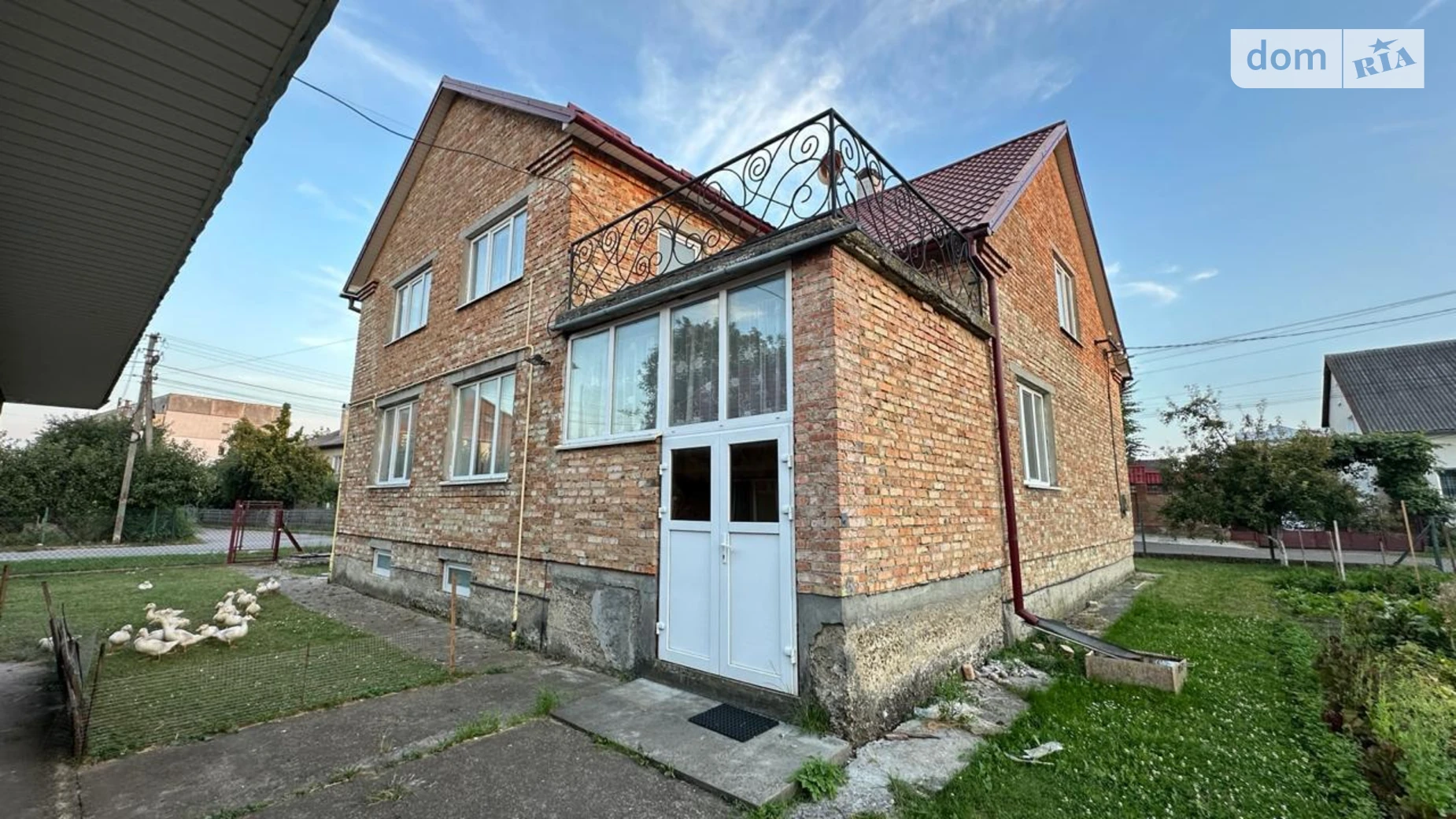 Продается дом на 2 этажа 207.9 кв. м с баней/сауной, цена: 110000 $ - фото 2