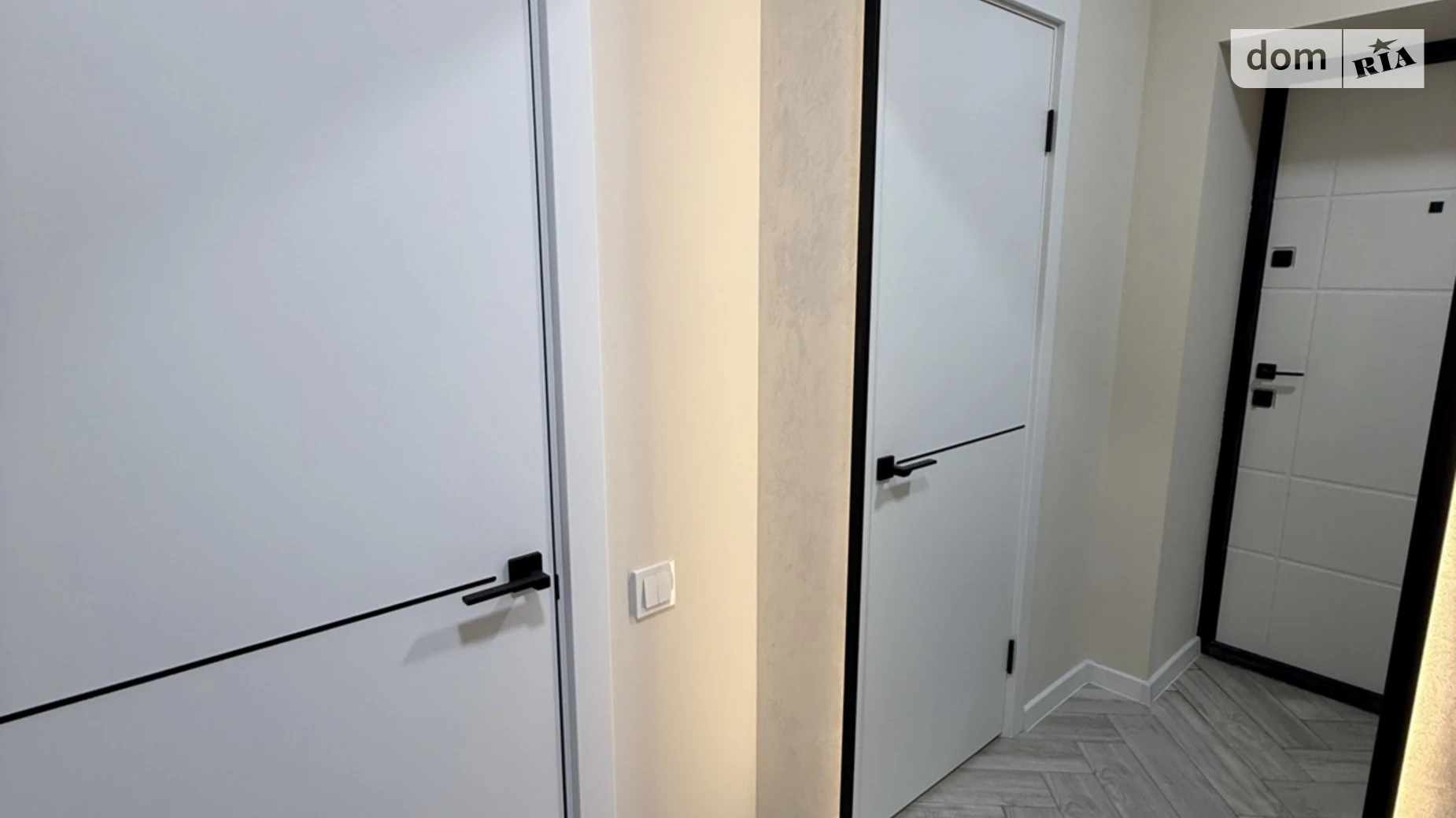 Продается 1-комнатная квартира 45 кв. м в Виннице, ул. Костя Широцкого, 5А - фото 2