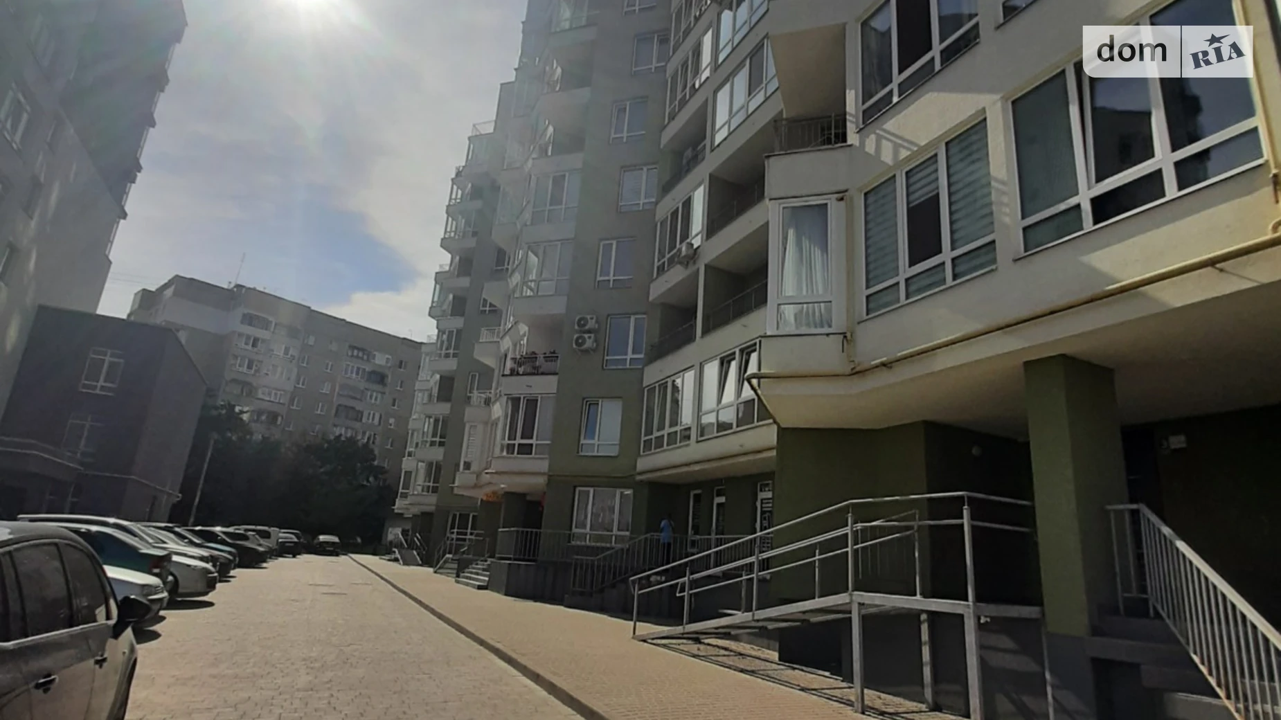 Продается 1-комнатная квартира 47.6 кв. м в Львове, ул. Антонича - фото 2