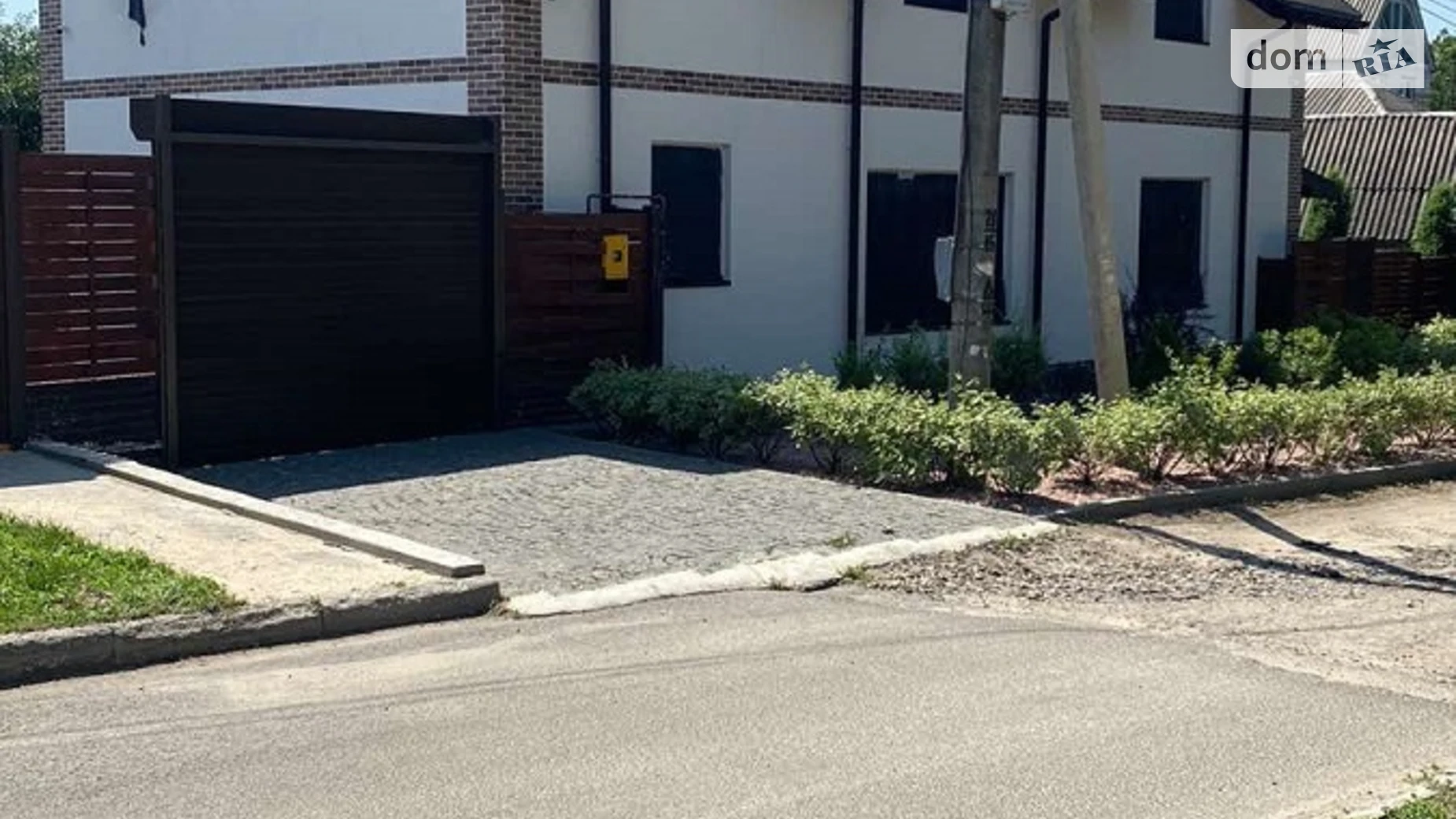 Продается дом на 2 этажа 192 кв. м с садом, цена: 143000 $ - фото 3