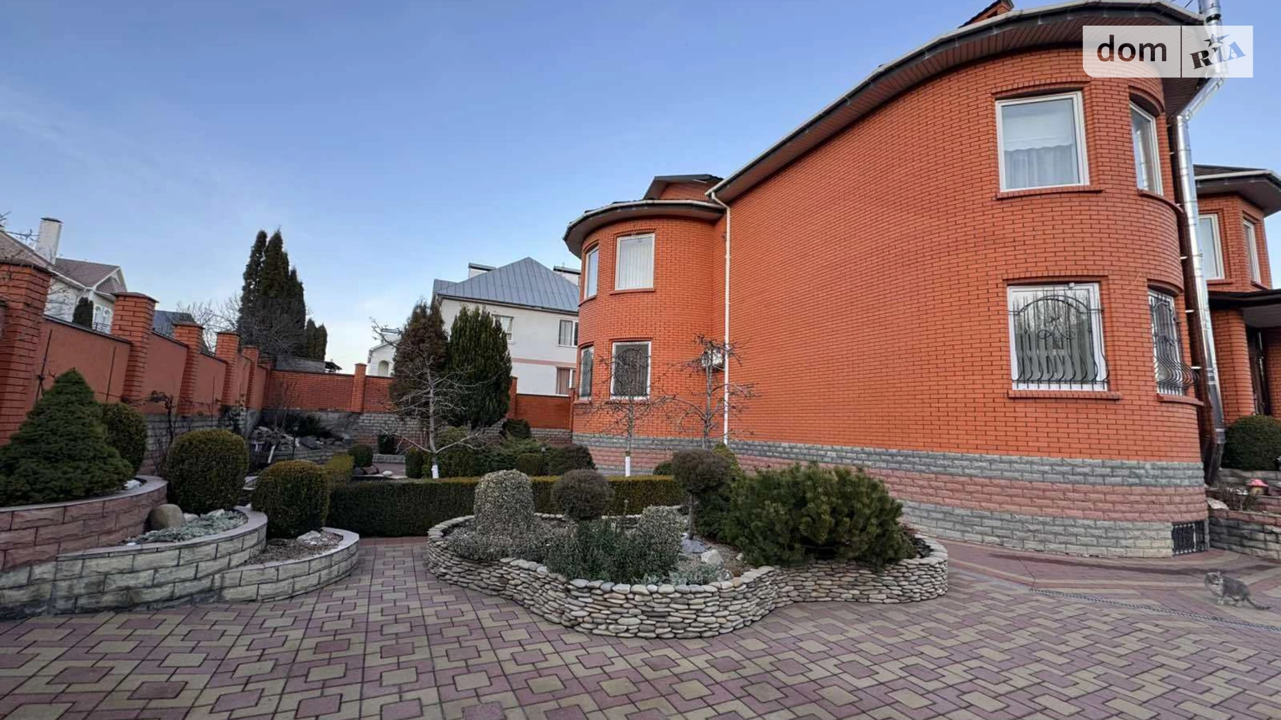 Продается дом на 2 этажа 360 кв. м с мебелью, цена: 420000 $ - фото 2