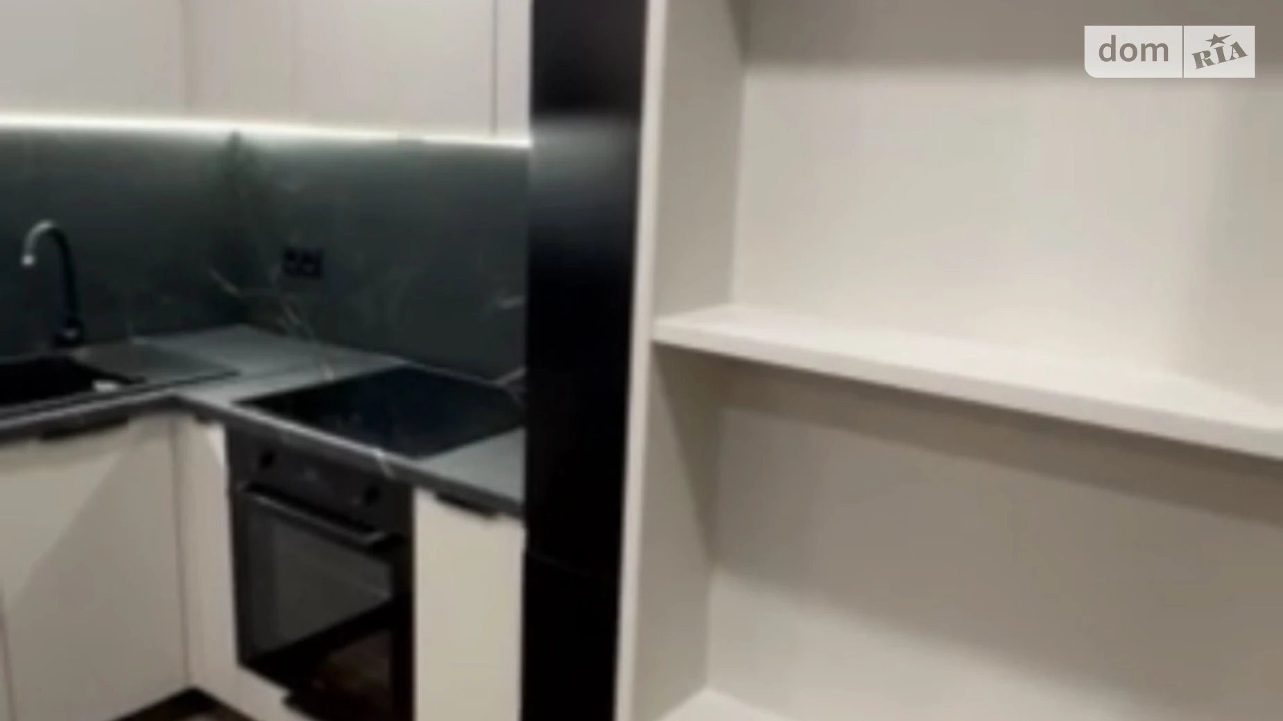 Продается 1-комнатная квартира 41 кв. м в Ужгороде, ул. Тлехаса, 19 корпус 3 - фото 3