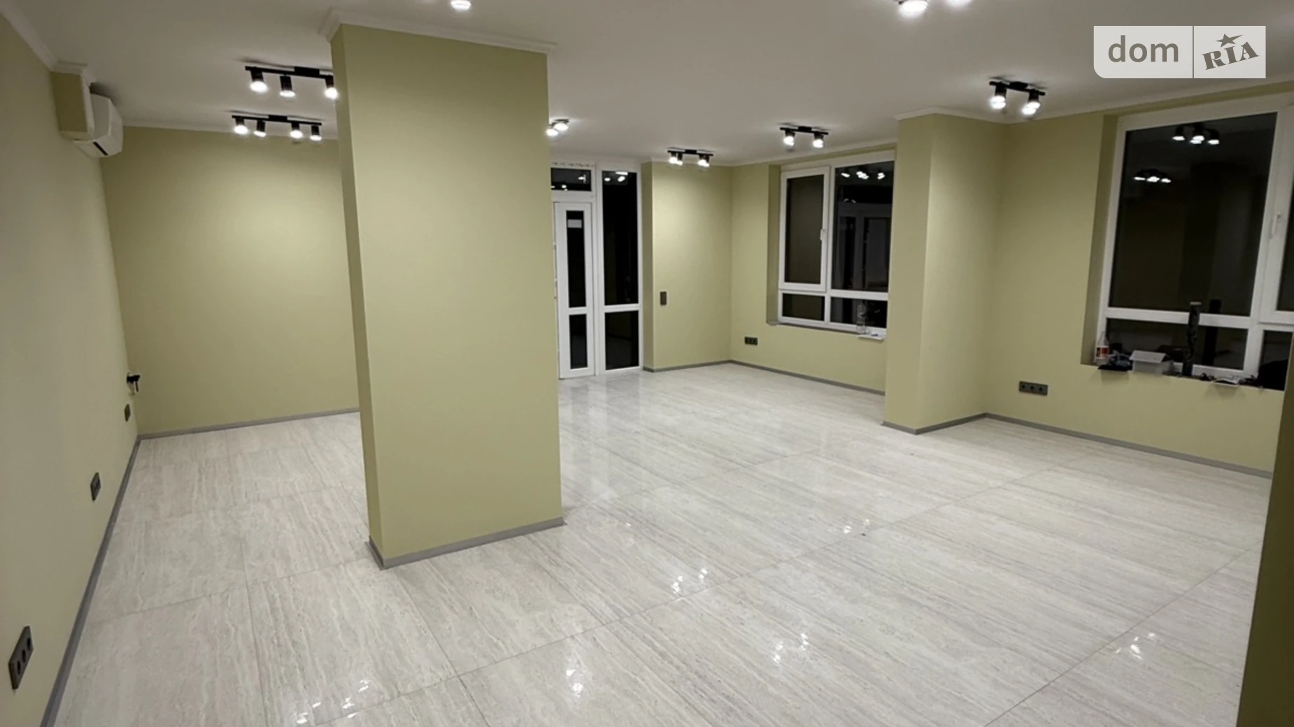 Продается офис 58 кв. м в бизнес-центре, цена: 110000 $ - фото 5