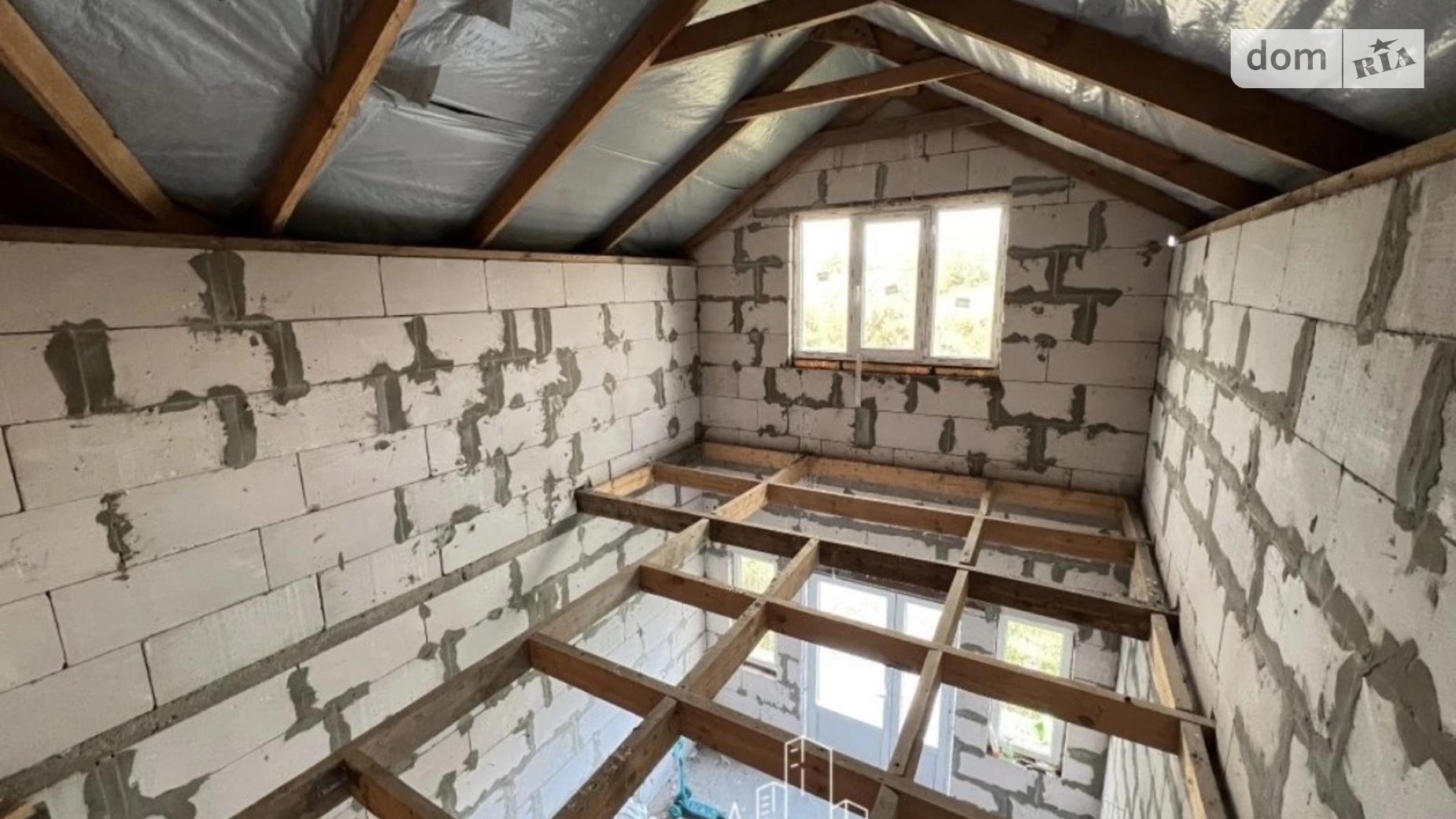 Продается дом на 2 этажа 169 кв. м с бассейном, цена: 25000 $ - фото 4