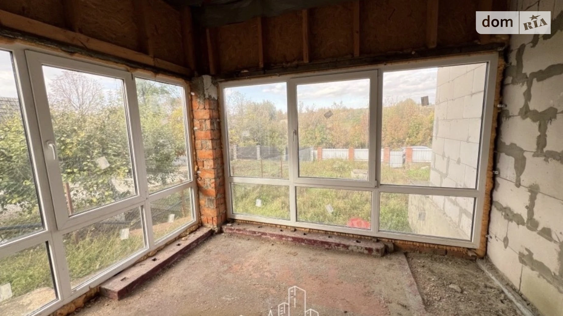 Продается дом на 2 этажа 169 кв. м с бассейном, цена: 25000 $ - фото 2