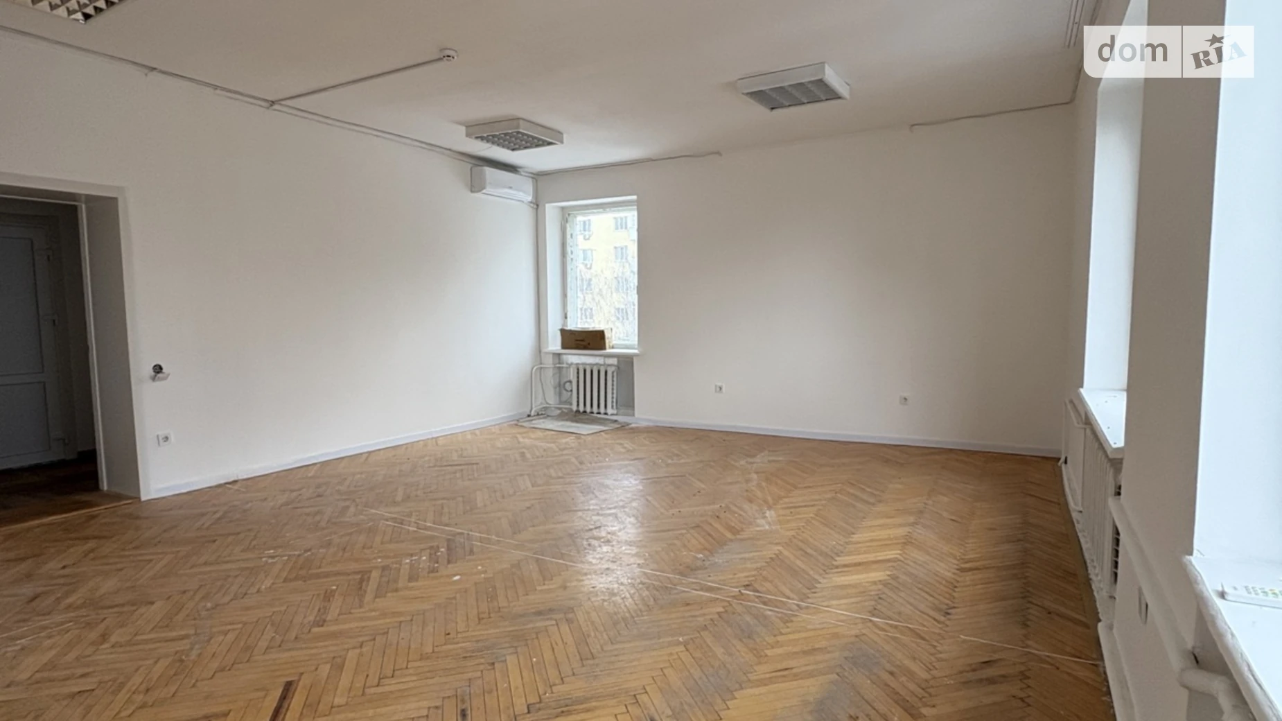 Сдается в аренду офис 33 кв. м в бизнес-центре, цена: 326700 грн - фото 3