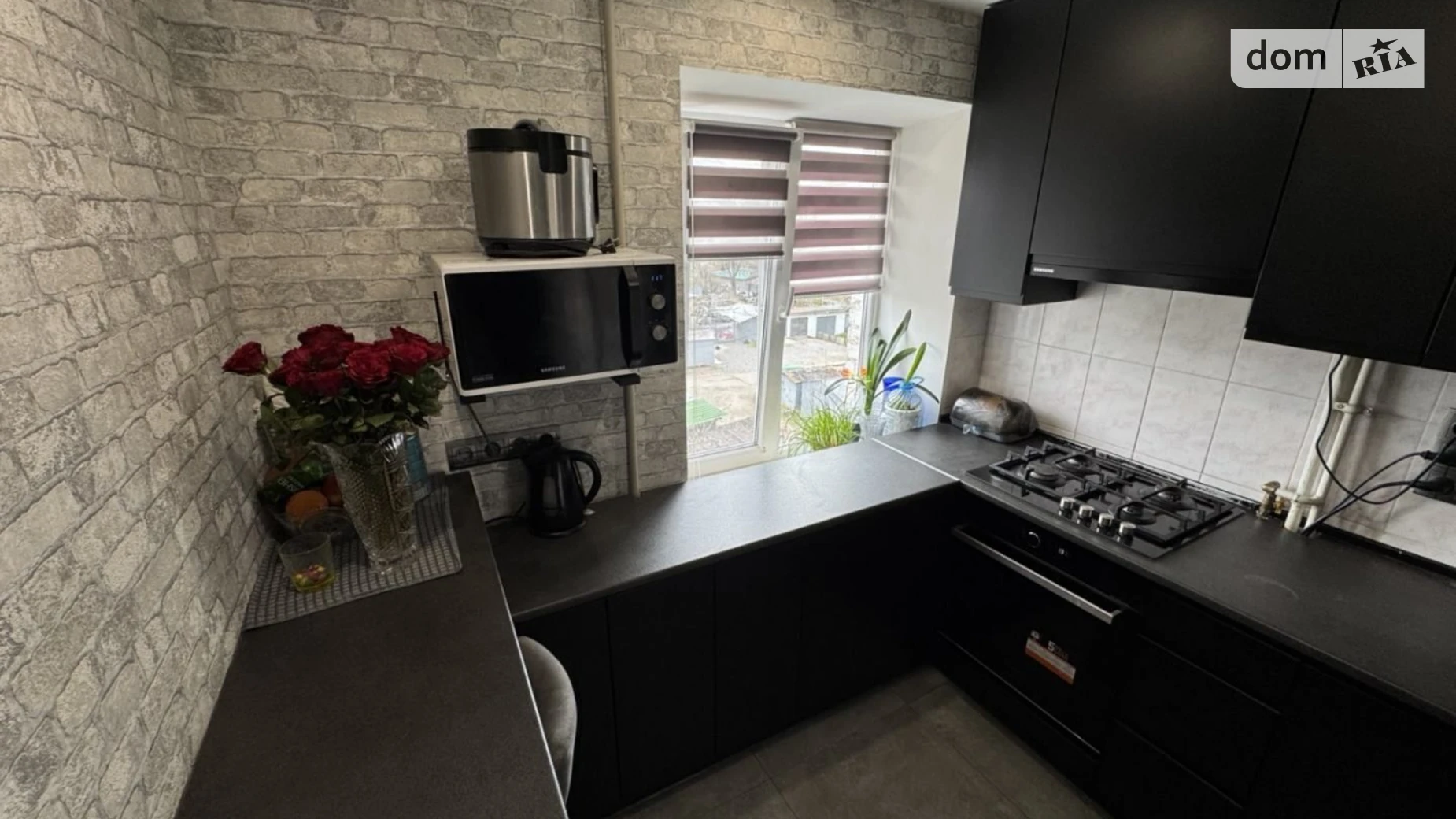 Продается 2-комнатная квартира 42 кв. м в Полтаве, ул. Репина - фото 2