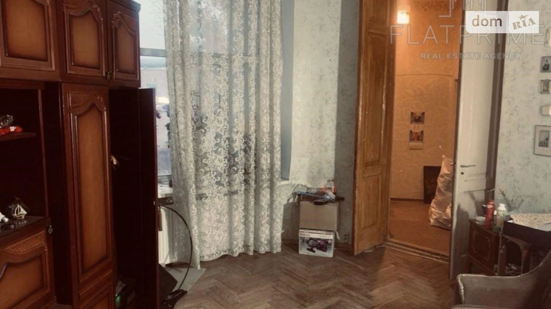 Продается 1-комнатная квартира 49 кв. м в Киеве, ул. Симона Петлюры, 8 - фото 3