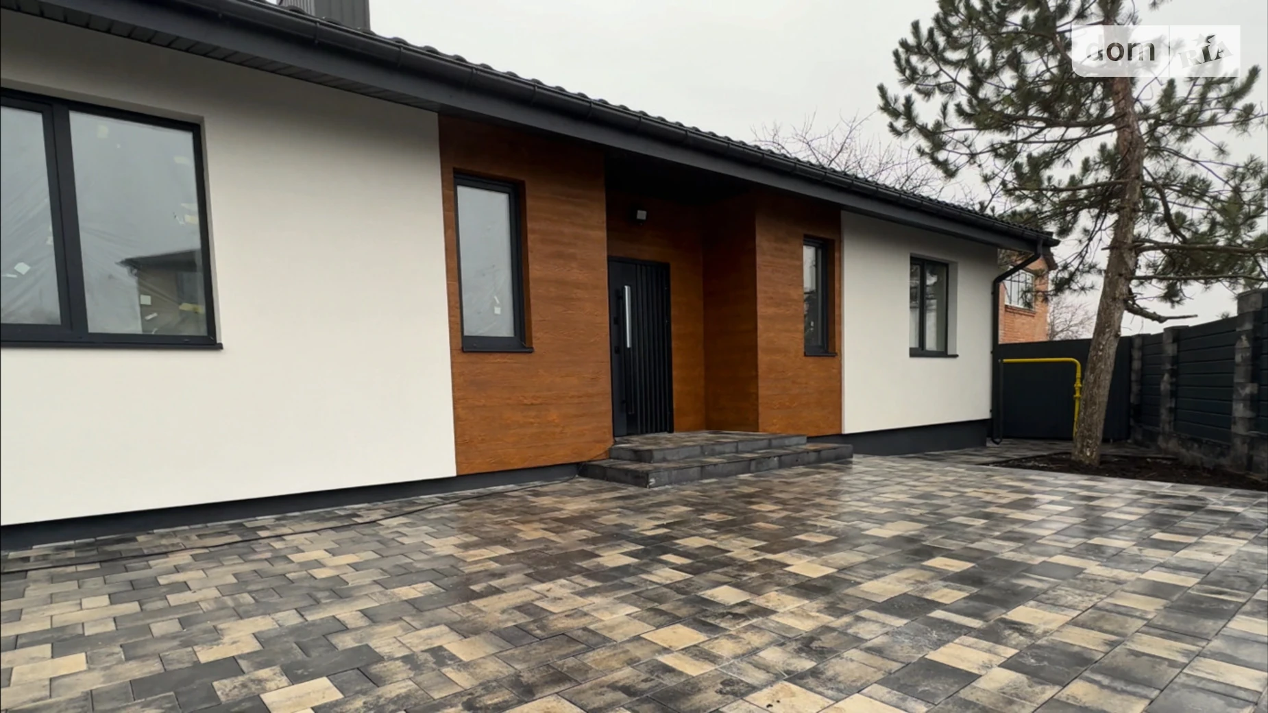 Продается одноэтажный дом 118 кв. м с баней/сауной, цена: 170000 $ - фото 4