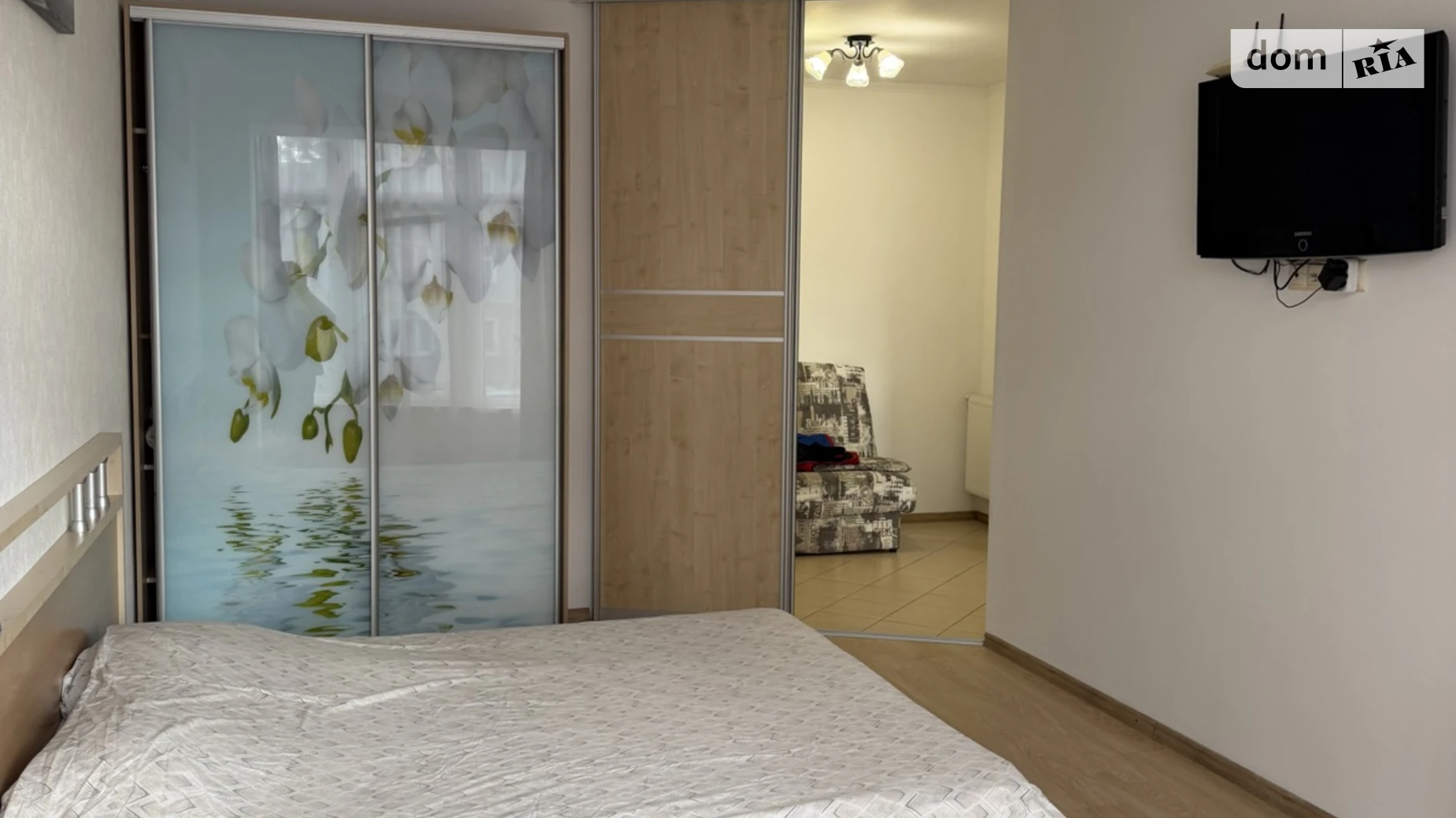 Сдается в аренду 1-комнатная квартира 48 кв. м в Ивано-Франковске, ул. Ленкавского, 4А - фото 2