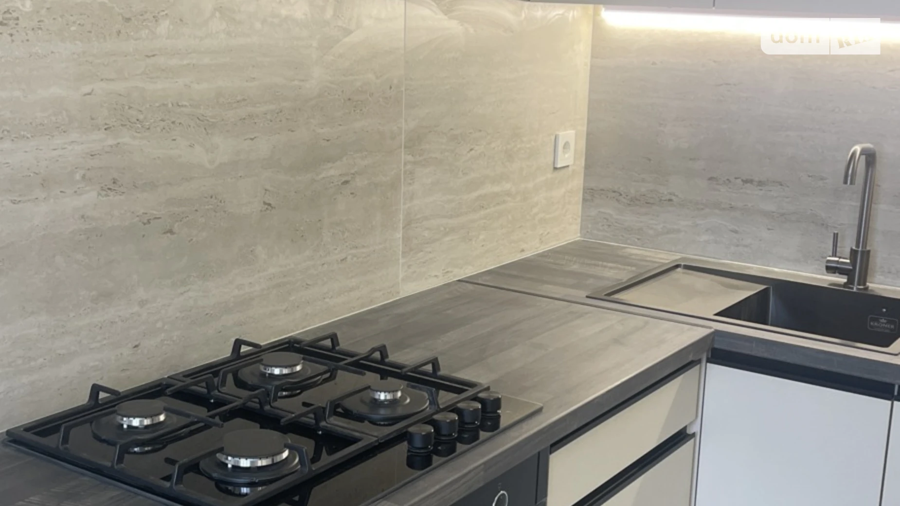 Продается 1-комнатная квартира 45 кв. м в Виннице, ул. Костя Широцкого, 5А - фото 2