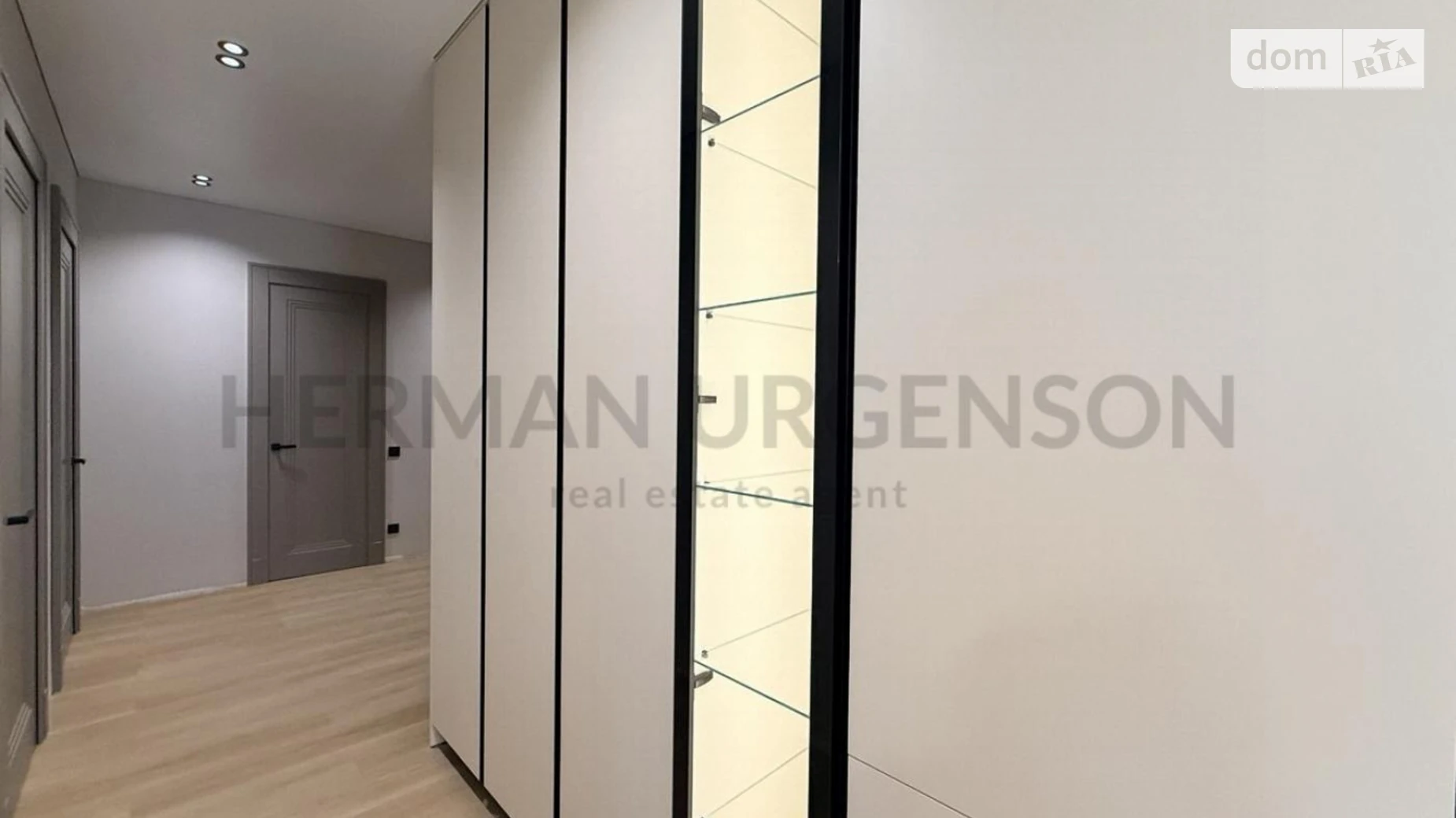 Продается 2-комнатная квартира 78.4 кв. м в Ужгороде, ул. Собранецкая, 150Ж - фото 4