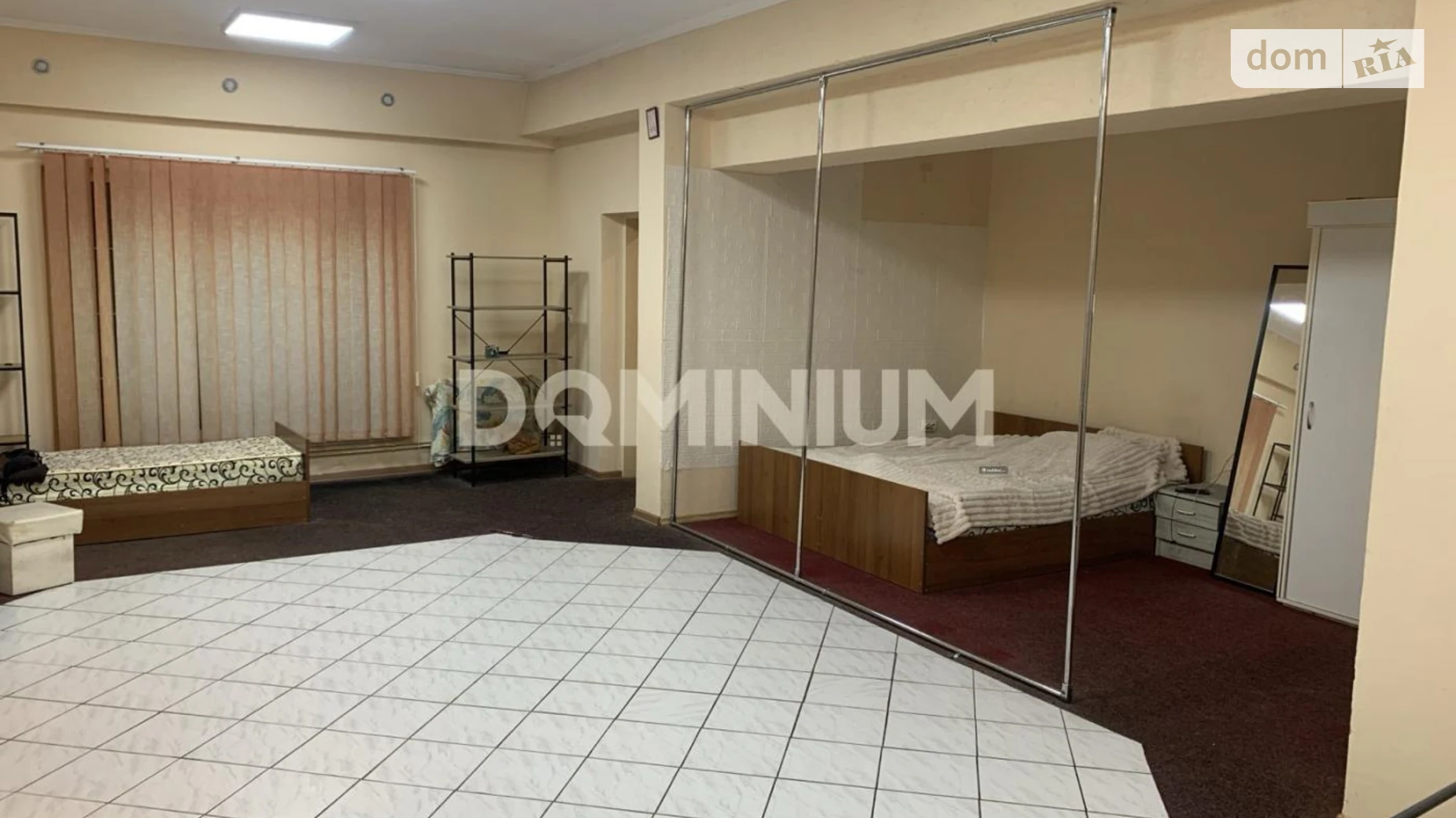 Продается дом на 3 этажа 345 кв. м с участком, цена: 200000 $ - фото 5