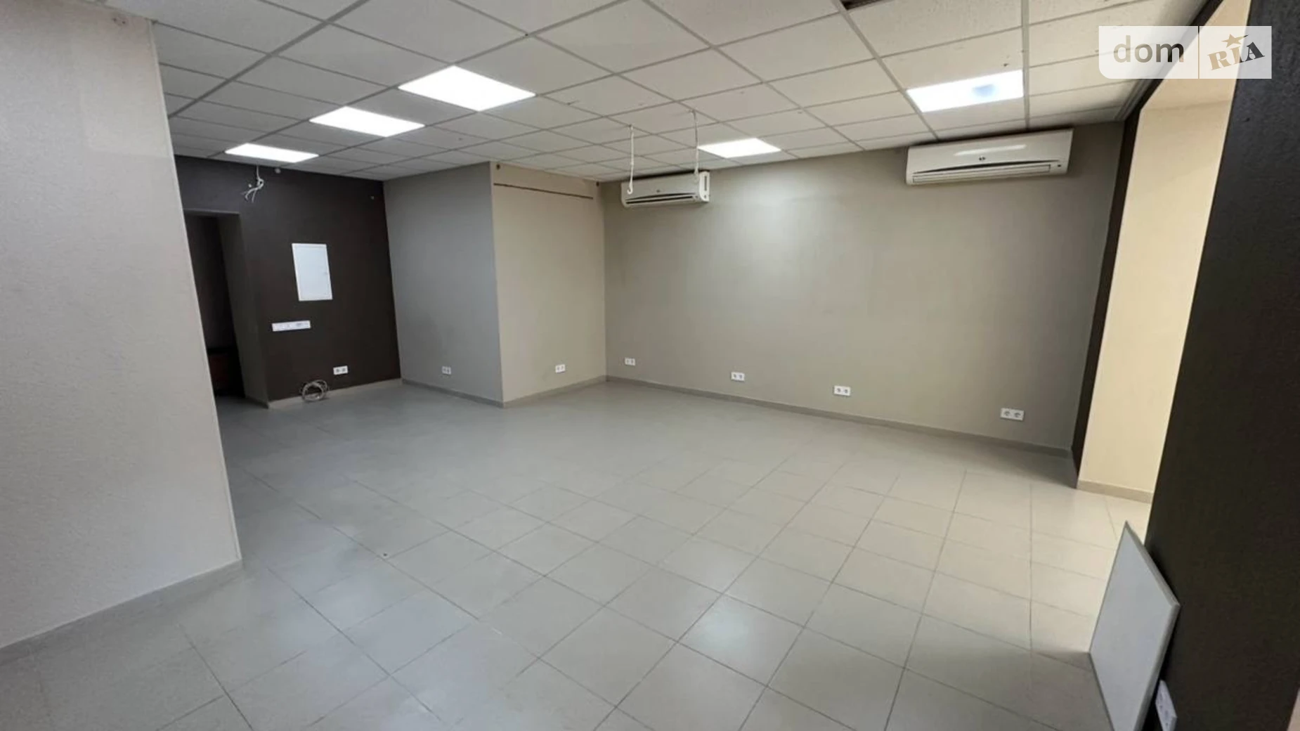 Продается помещения свободного назначения 59.1 кв. м в 10-этажном здании, цена: 110000 $ - фото 4