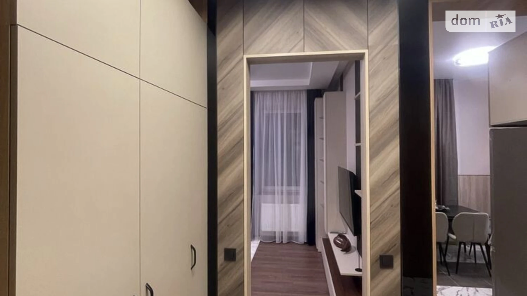 Продается 1-комнатная квартира 42 кв. м в Ровно, ул. Соборная - фото 2