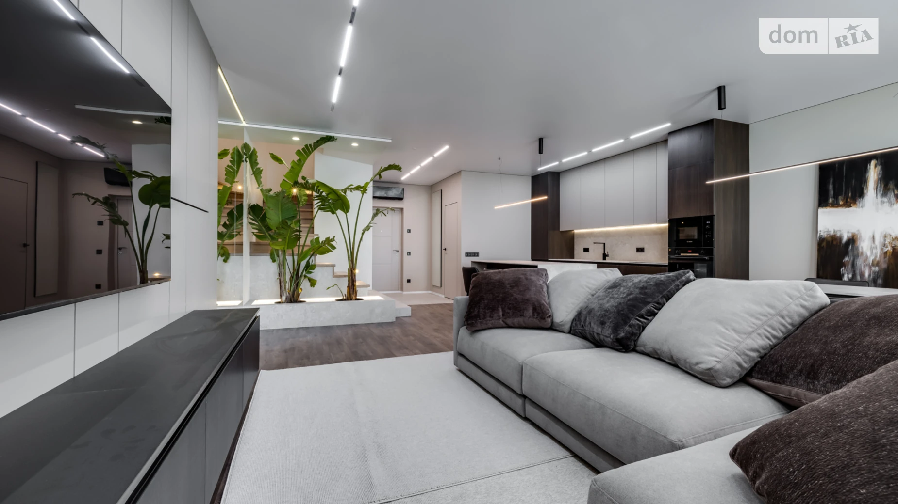 Продається 1-кімнатна квартира 133.9 кв. м у Львові, вул. Кульпарківська - фото 2