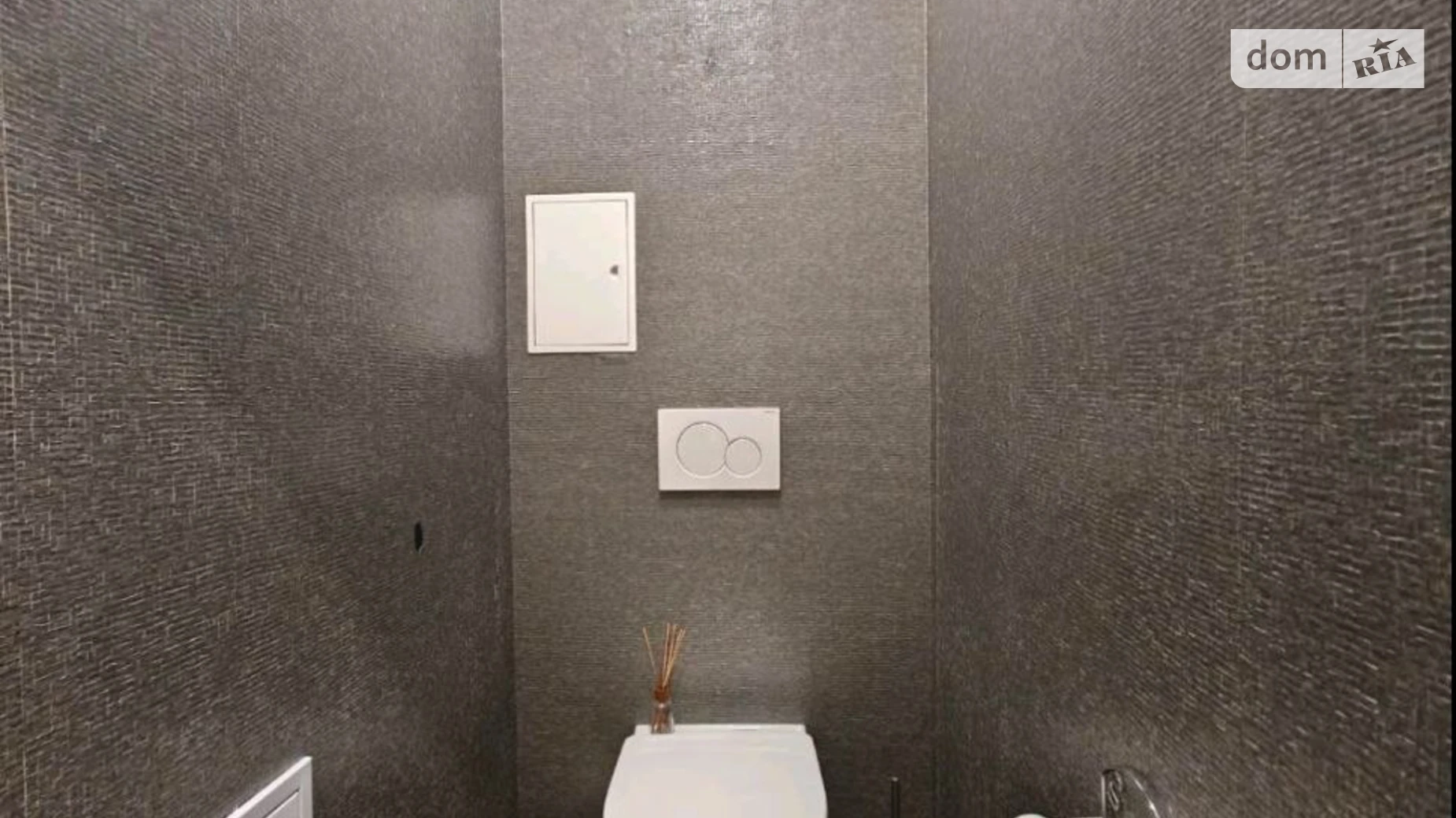 Сдается в аренду 2-комнатная квартира 65 кв. м в, цена: 450 $ - фото 2