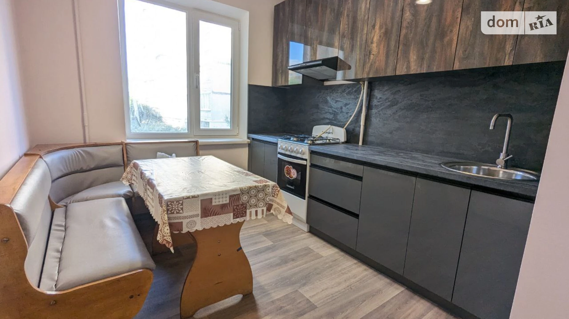 Здається в оренду 3-кімнатна квартира 64 кв. м у Рівному, вул. Київська, 83 - фото 2