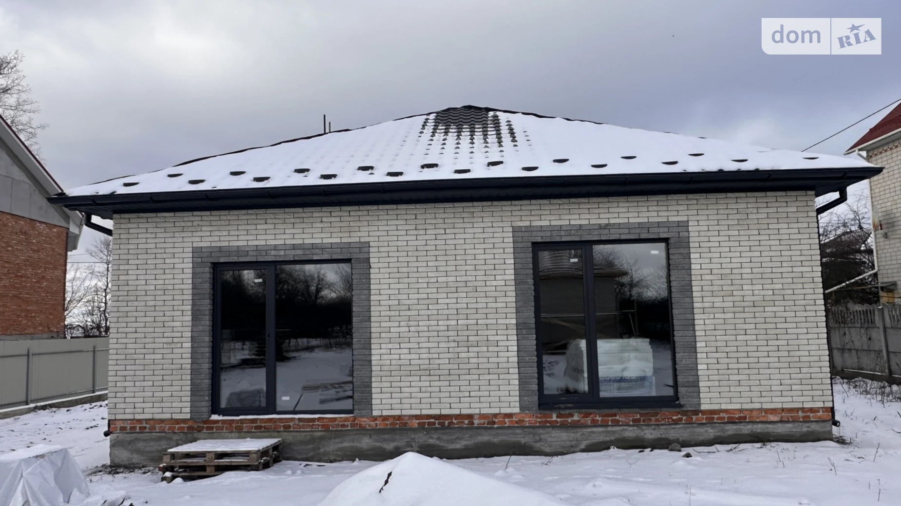 Продается одноэтажный дом 100 кв. м с баней/сауной, цена: 72000 $ - фото 2