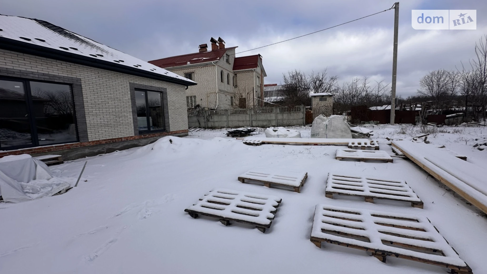 Продается одноэтажный дом 100 кв. м с баней/сауной, цена: 72000 $ - фото 4