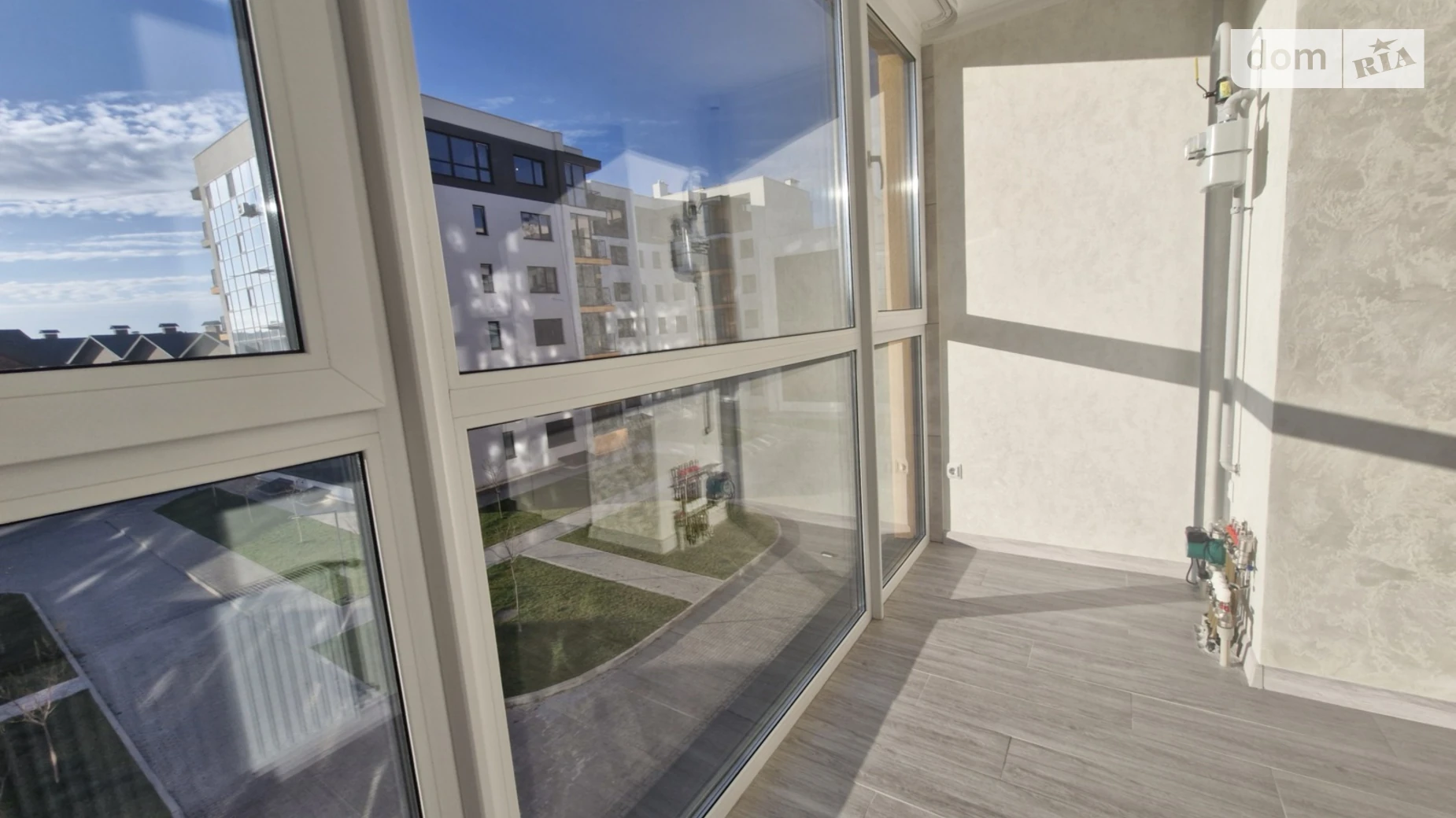 Продается 1-комнатная квартира 43 кв. м в Березиной, ул. Радужная - фото 2