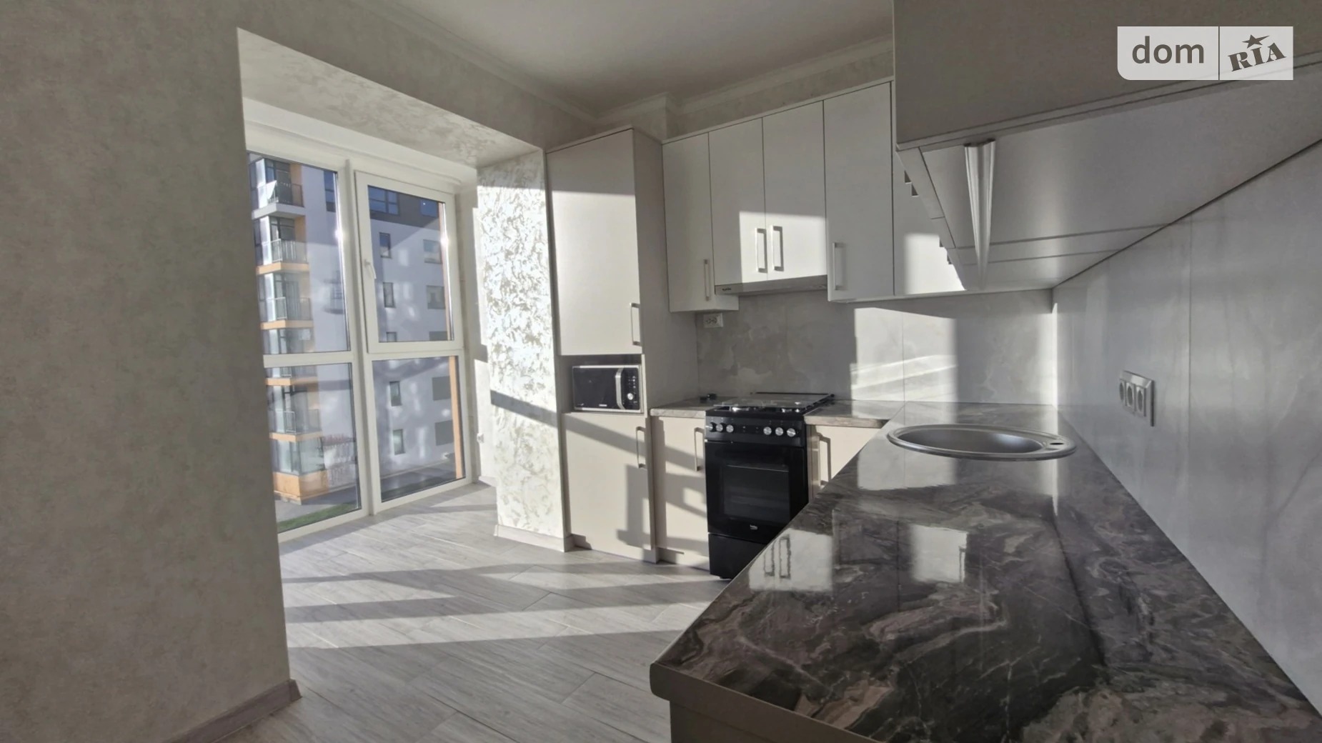 Продается 1-комнатная квартира 43 кв. м в Березиной, ул. Радужная - фото 4