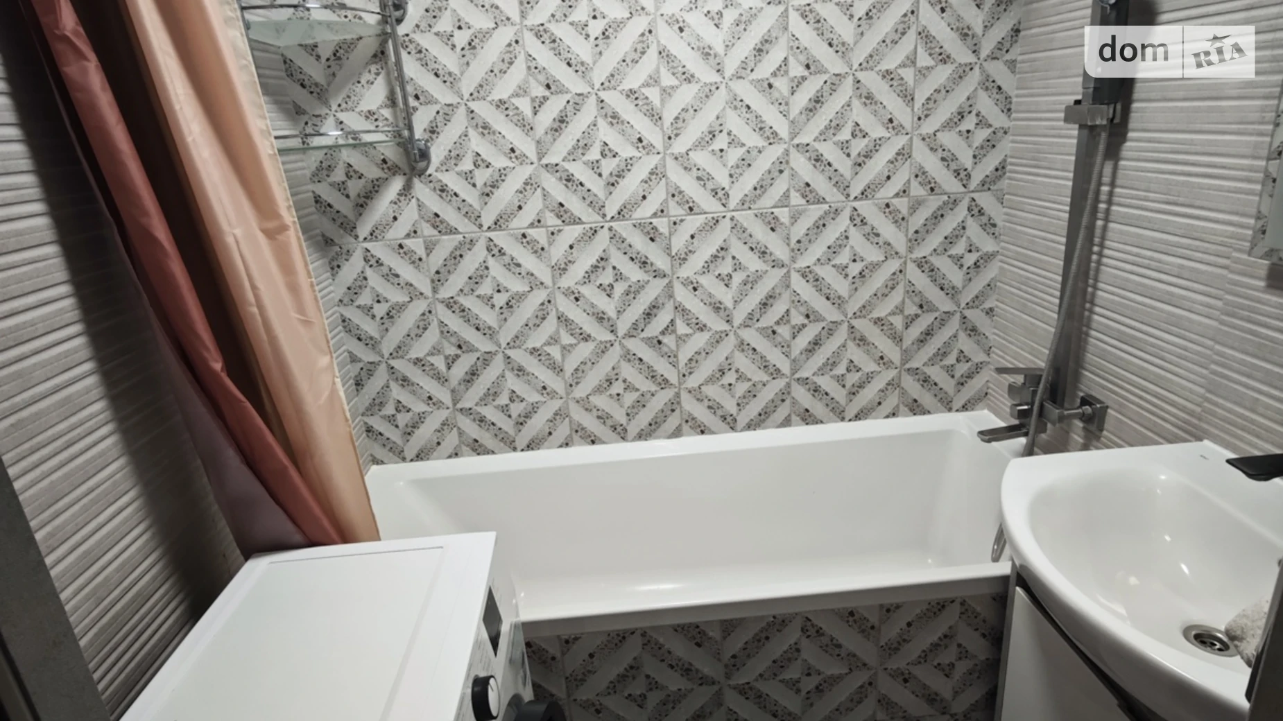 Продается 1-комнатная квартира 40 кв. м в Чернигове, цена: 42000 $ - фото 5