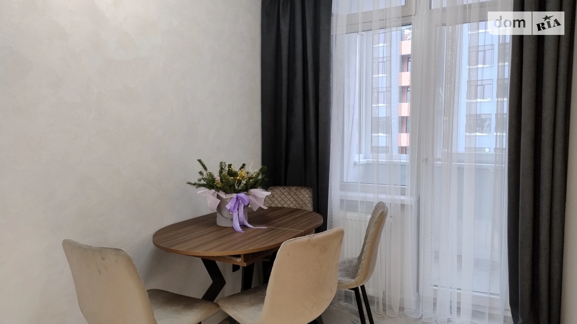 1-комнатная квартира 42 кв. м в Тернополе, ул. Смакулы, 7А - фото 2