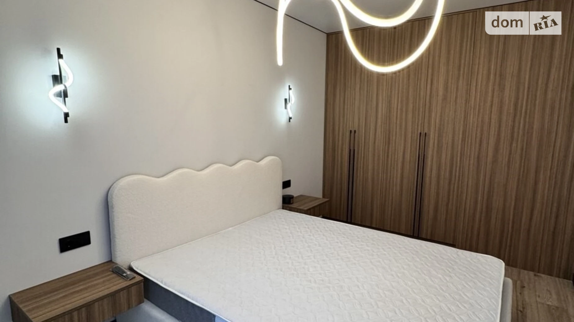 Продается 1-комнатная квартира 38 кв. м в Ивано-Франковске, ул. Юліана Пелеша(Крайковского) - фото 5