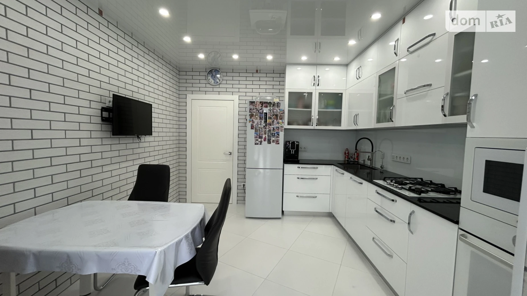 Продается 1-комнатная квартира 59.4 кв. м в Зарванцах, ул. Одесская, 3 корпус 9 - фото 4