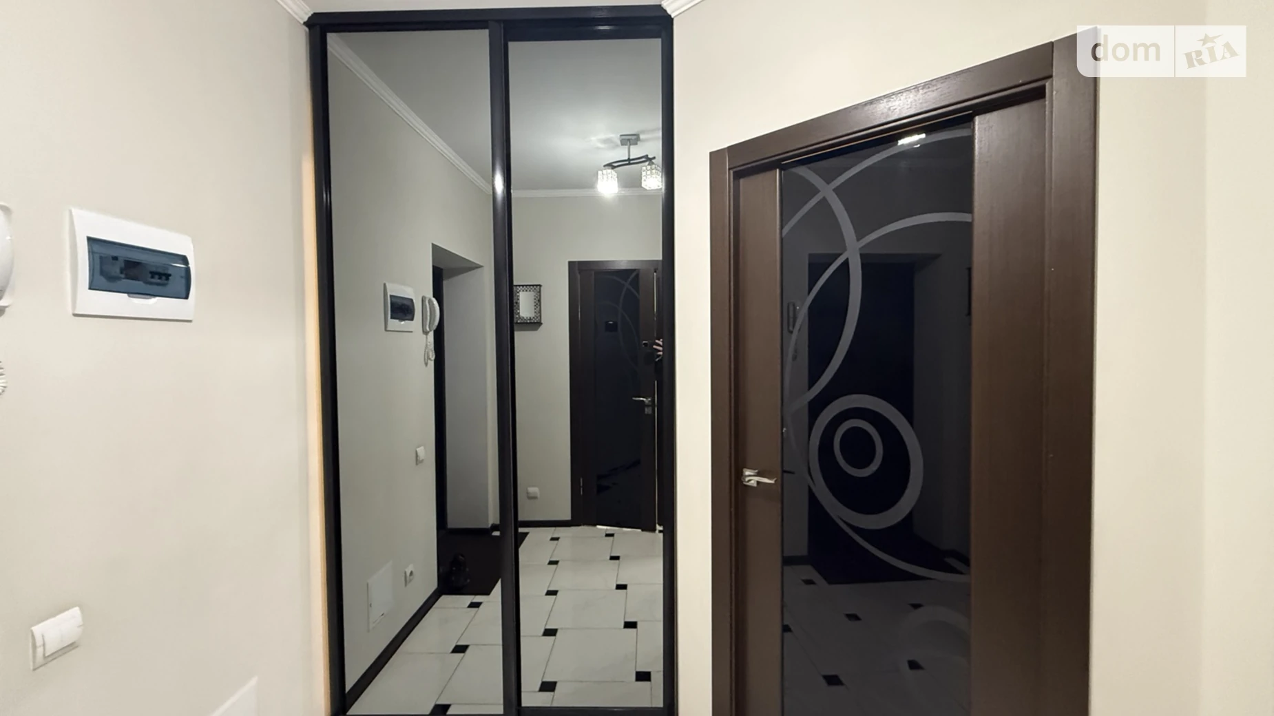 Продается 1-комнатная квартира 49 кв. м в Виннице, ул. Антонова Олега - фото 5