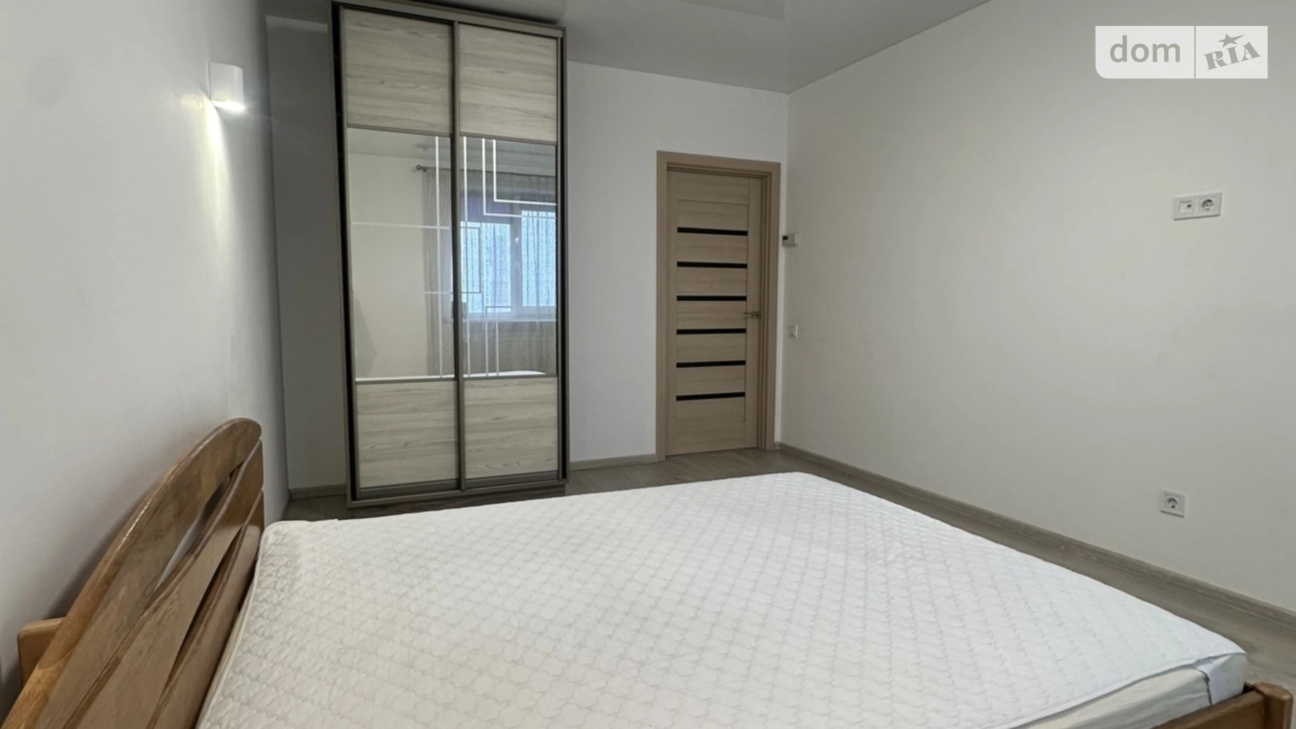 Сдается в аренду 1-комнатная квартира 53 кв. м в Ровно, цена: 12500 грн - фото 2