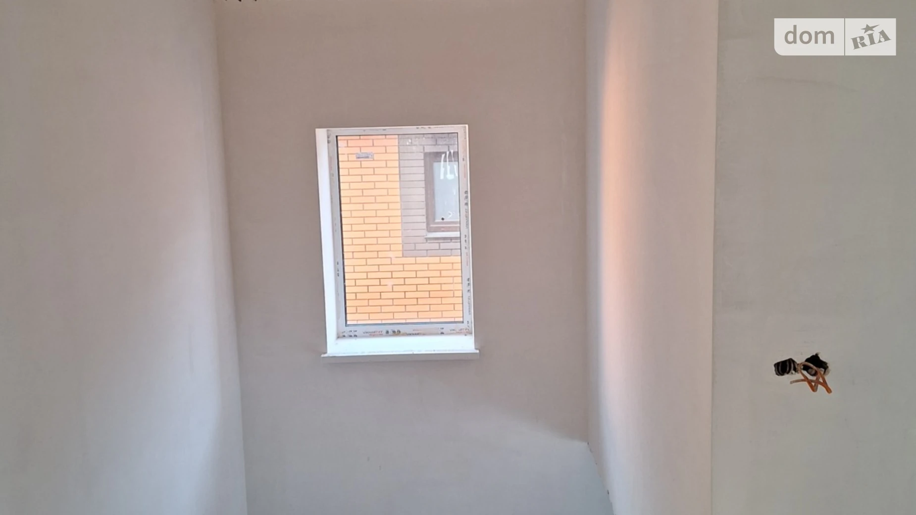 Продается дом на 2 этажа 120 кв. м с бассейном, цена: 92000 $ - фото 3