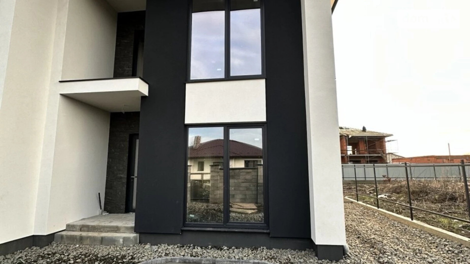 Продается дом на 2 этажа 132 кв. м с садом, цена: 120000 $ - фото 2