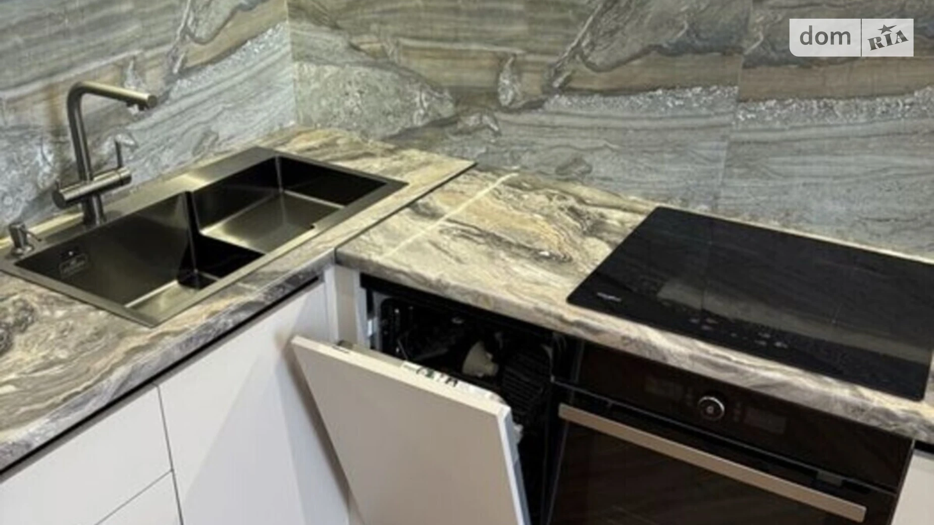 Продается 1-комнатная квартира 64.9 кв. м в Ужгороде, ул. Капушанская(Победы) - фото 4