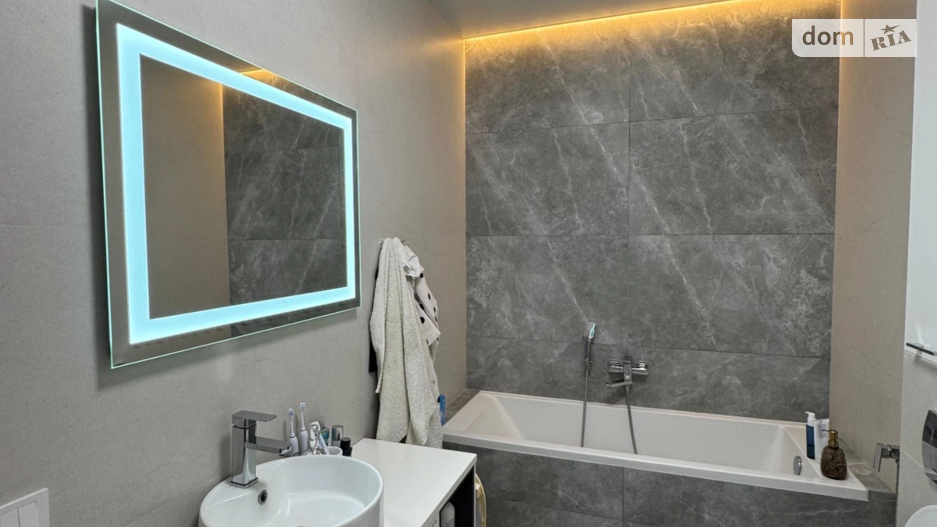 Продається 1-кімнатна квартира 45.6 кв. м у Ужгороді, цена: 83999 $ - фото 5