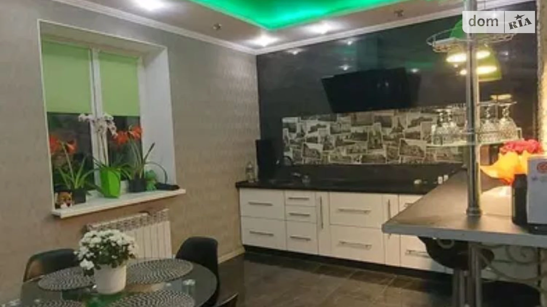 Продается дом на 3 этажа 215 кв. м с верандой, цена: 320000 $ - фото 4