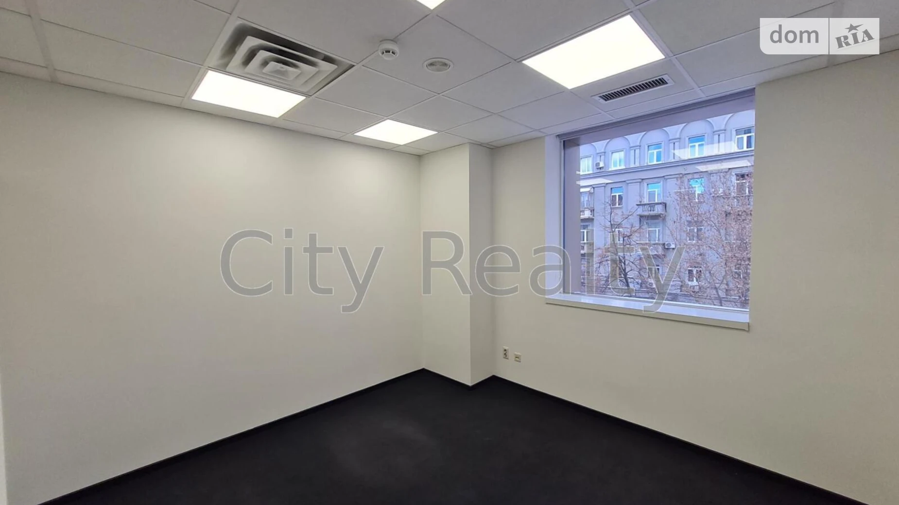 Сдается в аренду офис 288 кв. м в бизнес-центре, цена: 6336 $ - фото 5